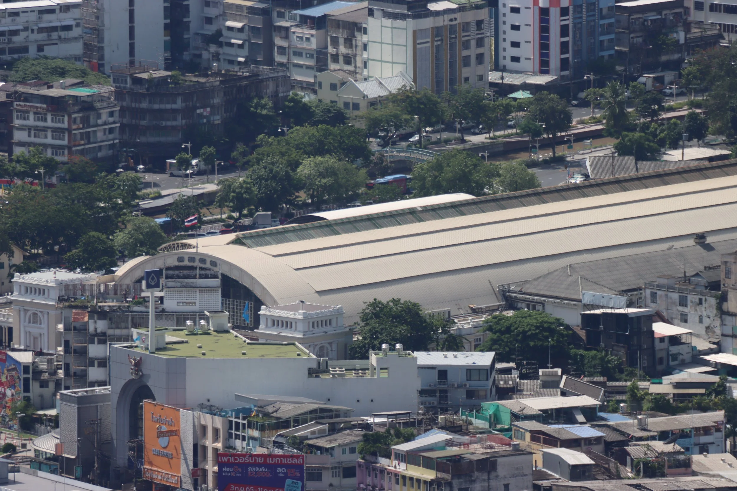 2022 - Bangkok as seen from Mahanakhon Building Viewing Deck (109).JPG