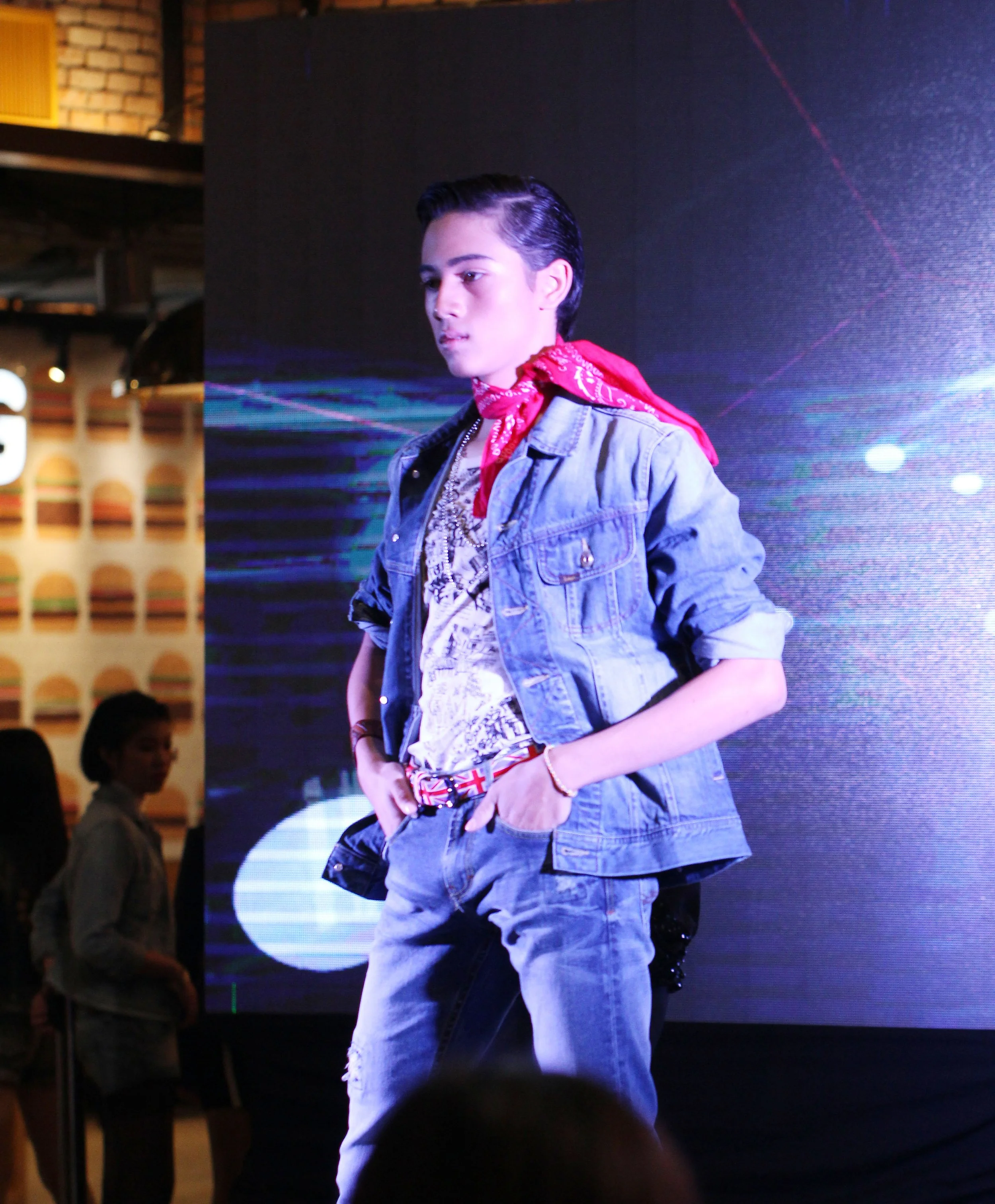 2016 Monkey Town Modeling Cokie in Bangkok (71).JPG