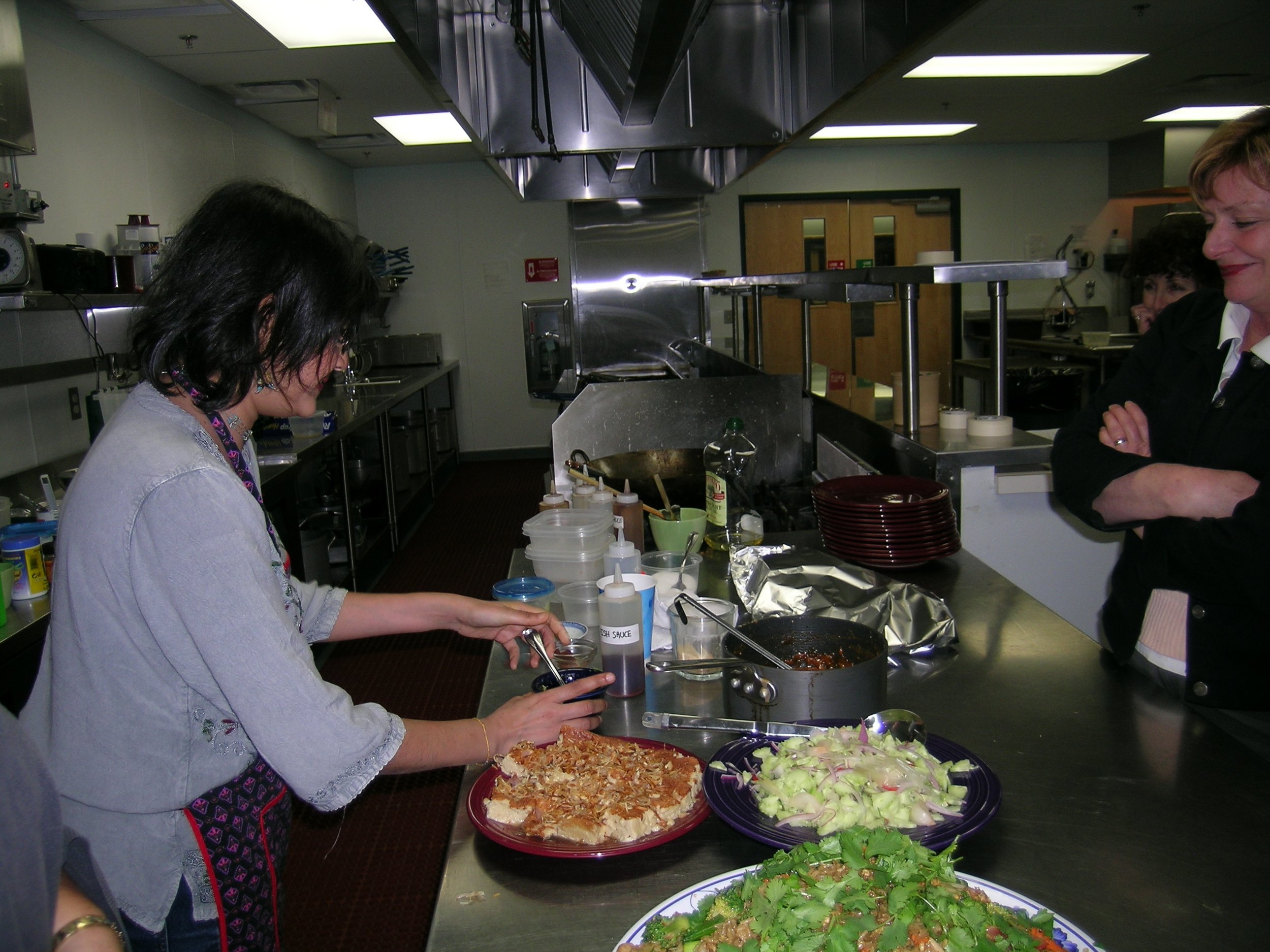 2005-10-20  THAI COOKING CLASS (36).jpg