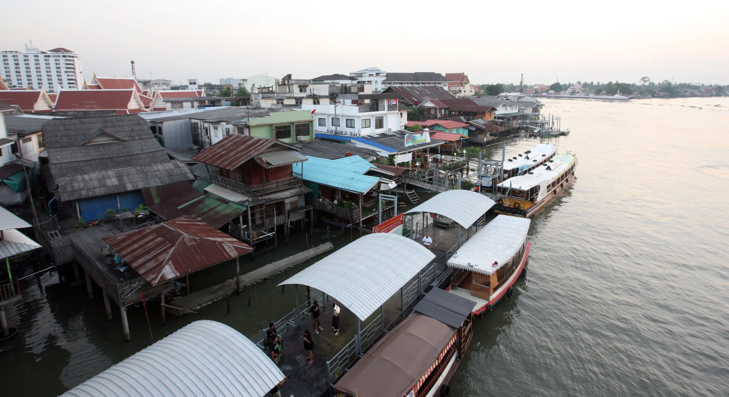 2015 Pakkret Nonthaburi Sunset on Chao Praya (22).JPG