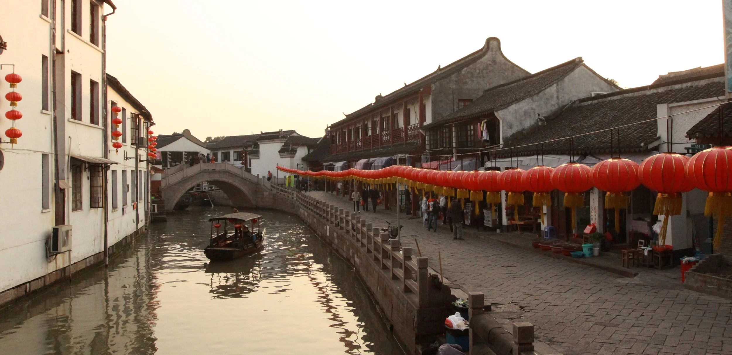 ZHUJIAJIAO WATER TOWN - NOVEMBER 20 2011 (170).JPG