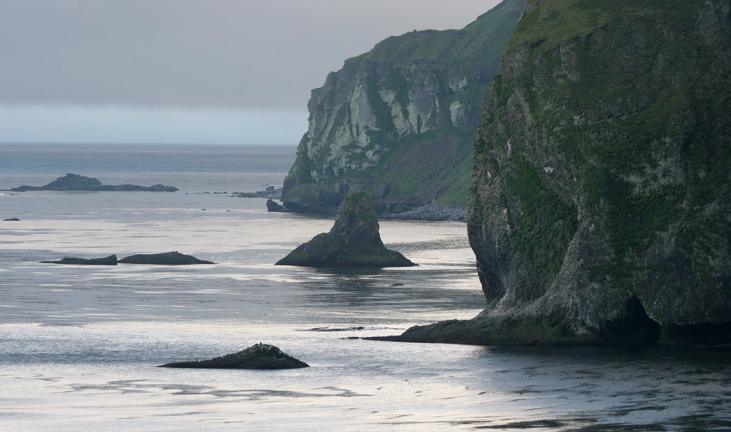 KURIL ISLANDS - VIEW LANDSCAPES AND GEOL - RUSSIA.jpg