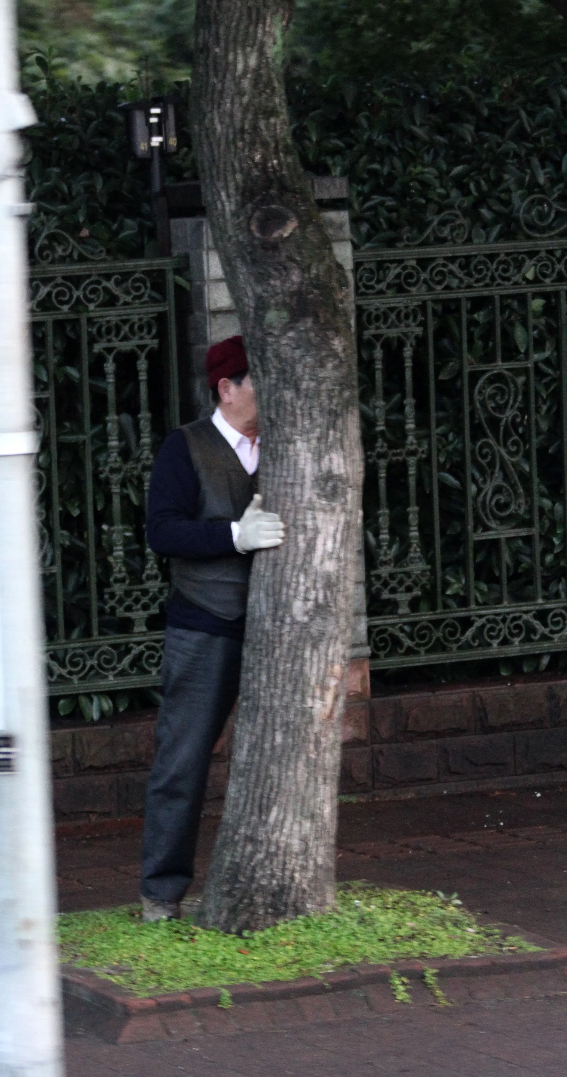 BUS RIDE TO SAS - DECEMBER 2012 (2).JPG