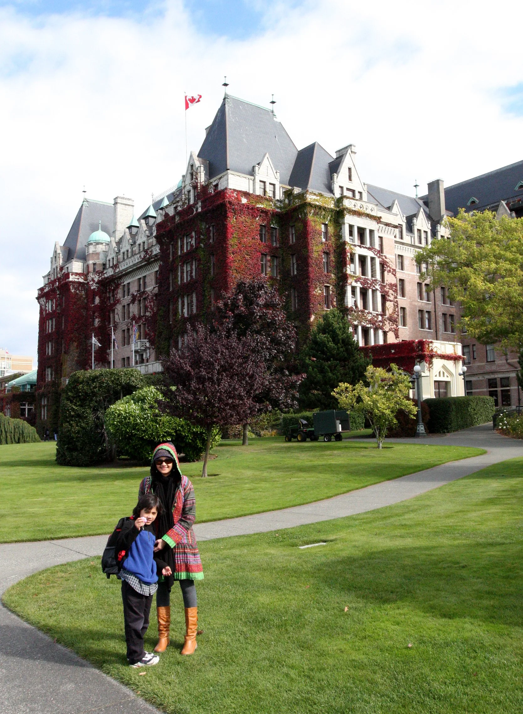 2009-10-9 VICTORIA CANADA TRIP (13).JPG