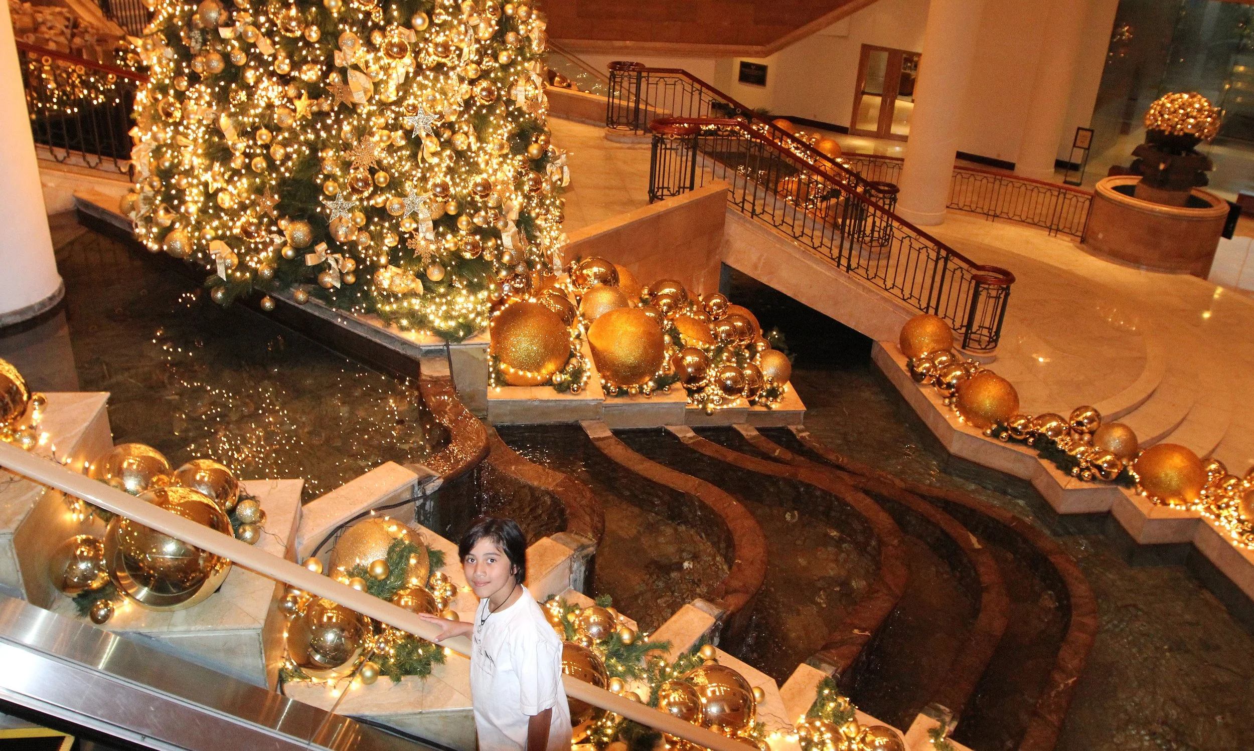 JAKARTA - INDONESIA - CHRISTMAS 2012 (20).JPG