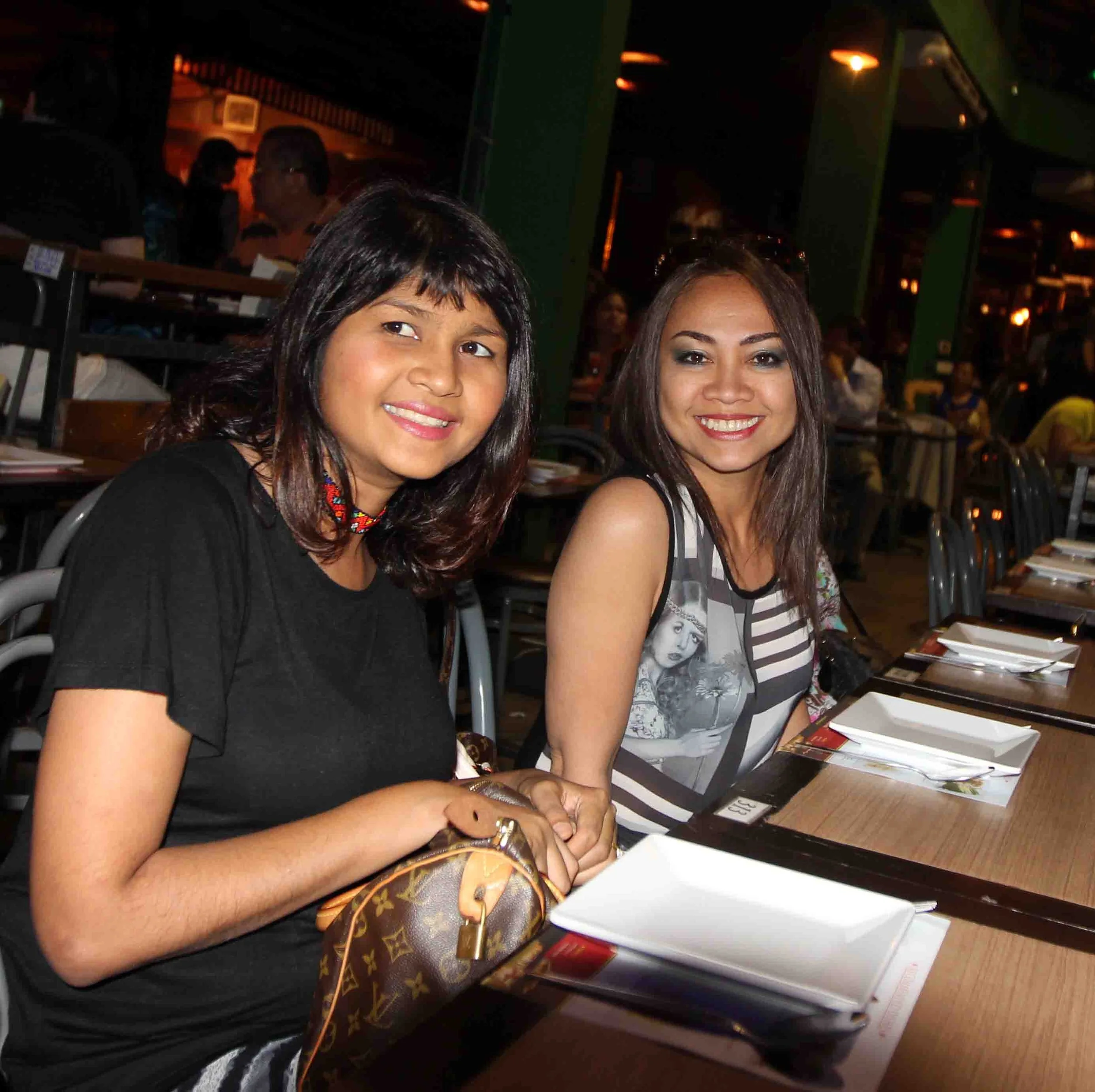 2019 Ann & Noi Visit Bangkok (94).JPG