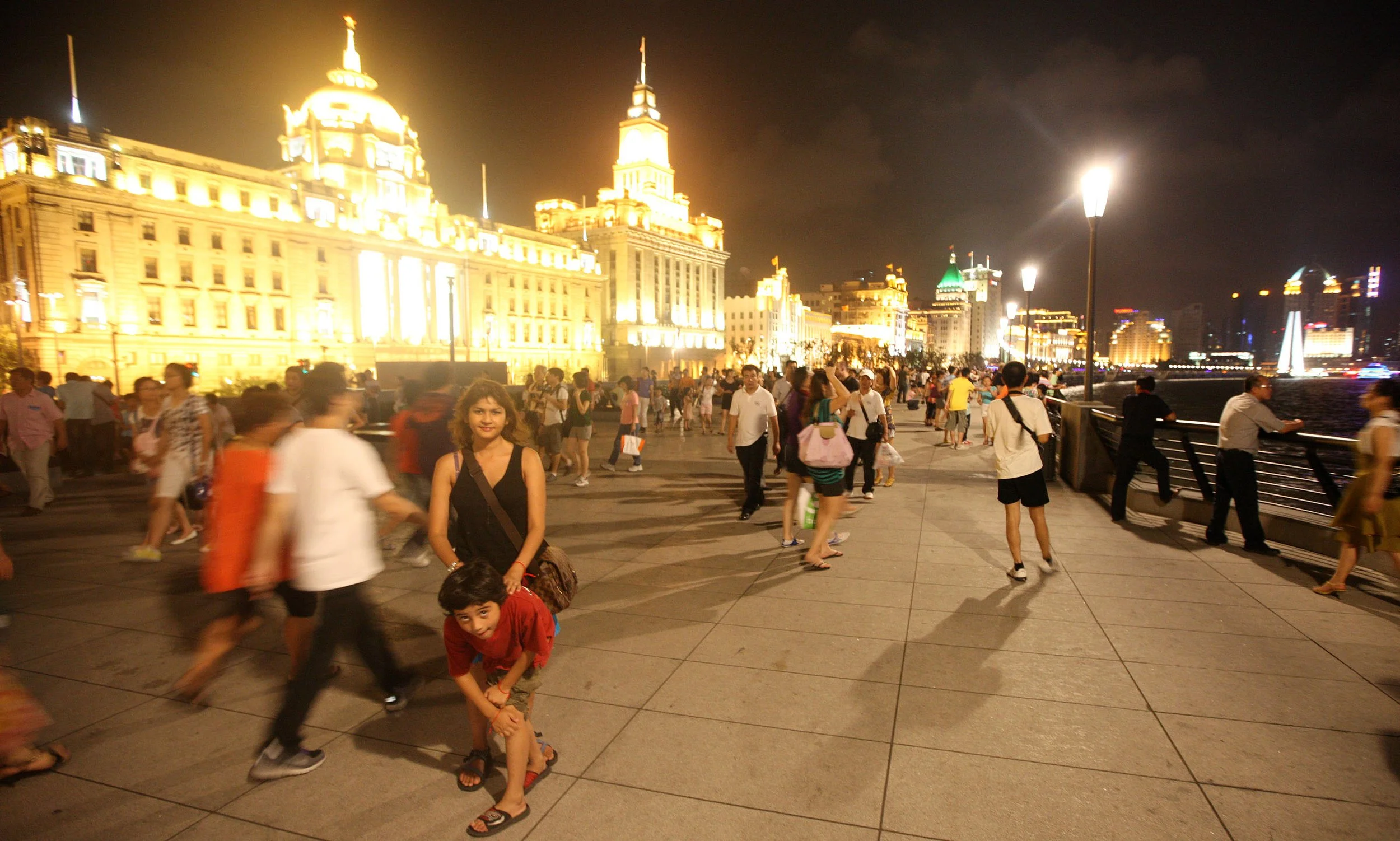 SHANGHAI NIGHT OUT - THE BUND IN AUGUST (26).JPG