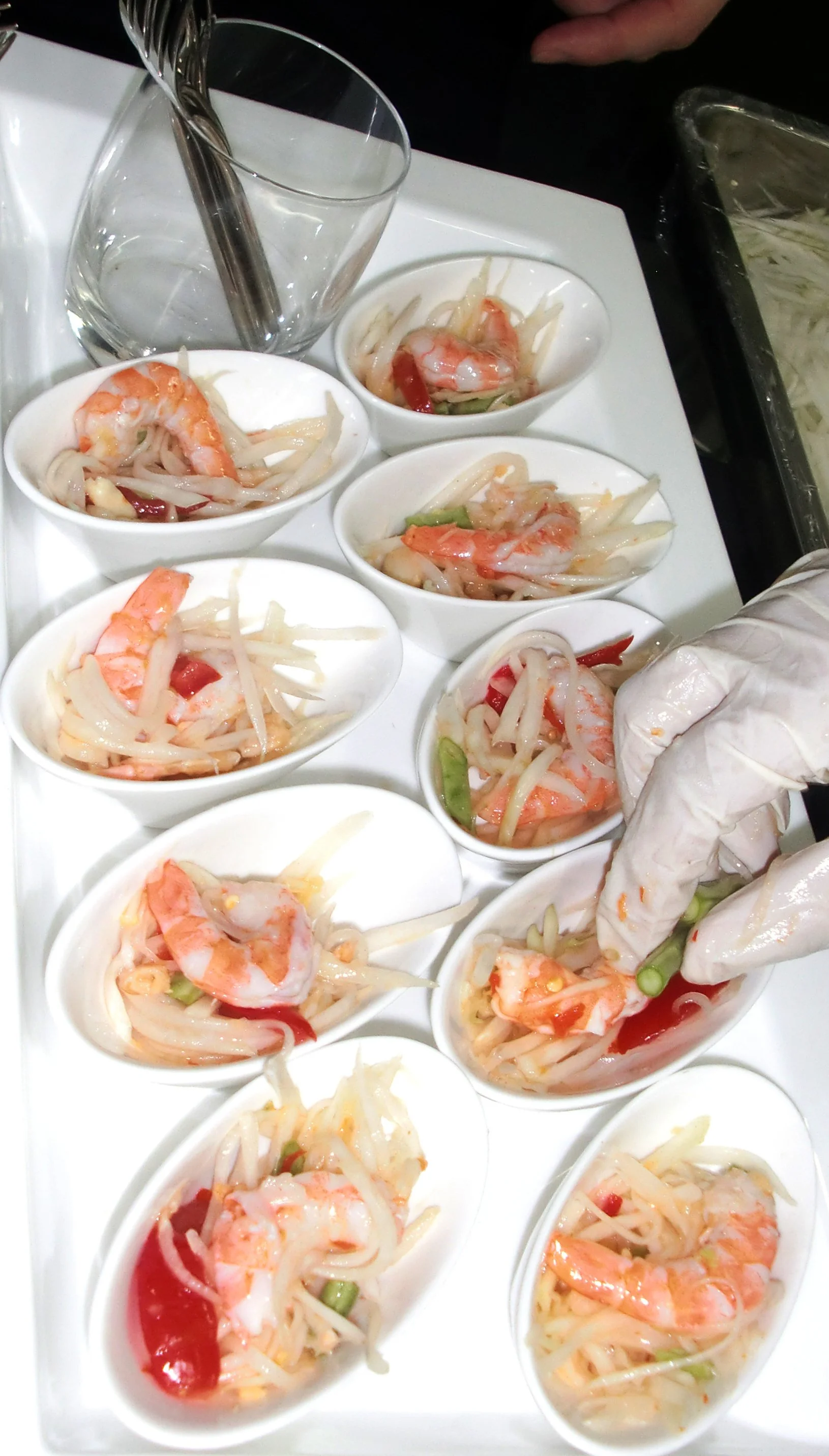 THAI CONSULATE DINNER AND BENEFIT (20).JPG