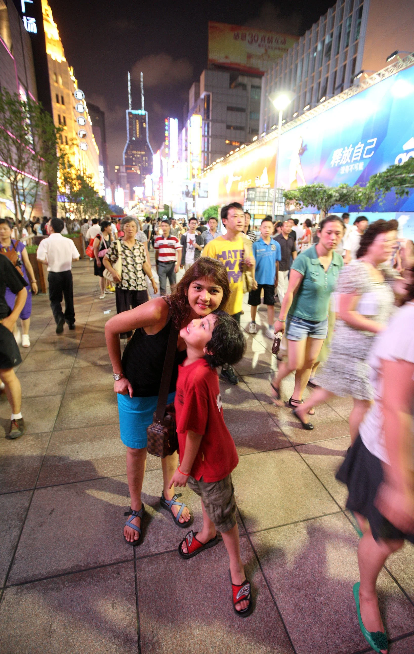 SHANGHAI NIGHT OUT - NANJING ROAD IN AUGUST (37).JPG
