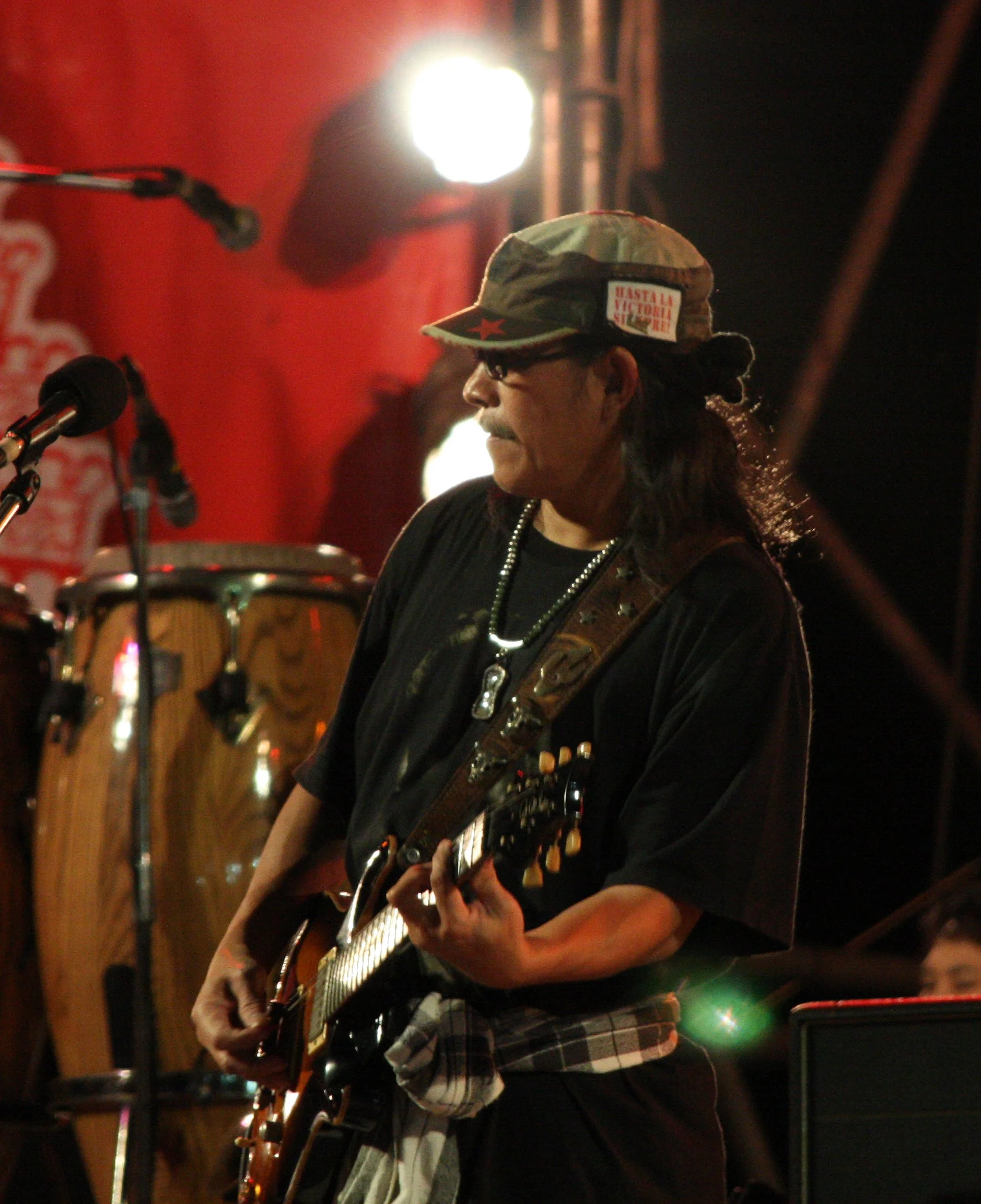 2010-7-18 CARRABAO CONCERT IN NAKHONSITHAMMARAT (56).JPG