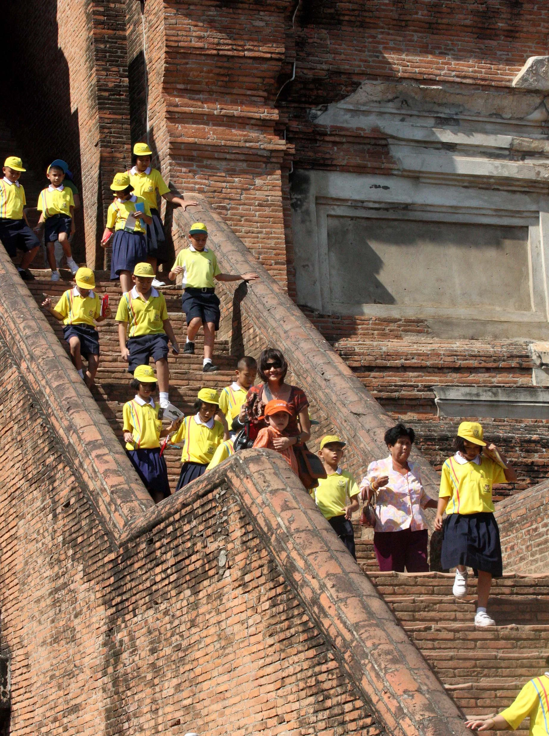 AYUDTHAYA - RECLINING BUDDHA WAT - CHRISTMAS IN THAILAND TRIP 2008 (28).JPG