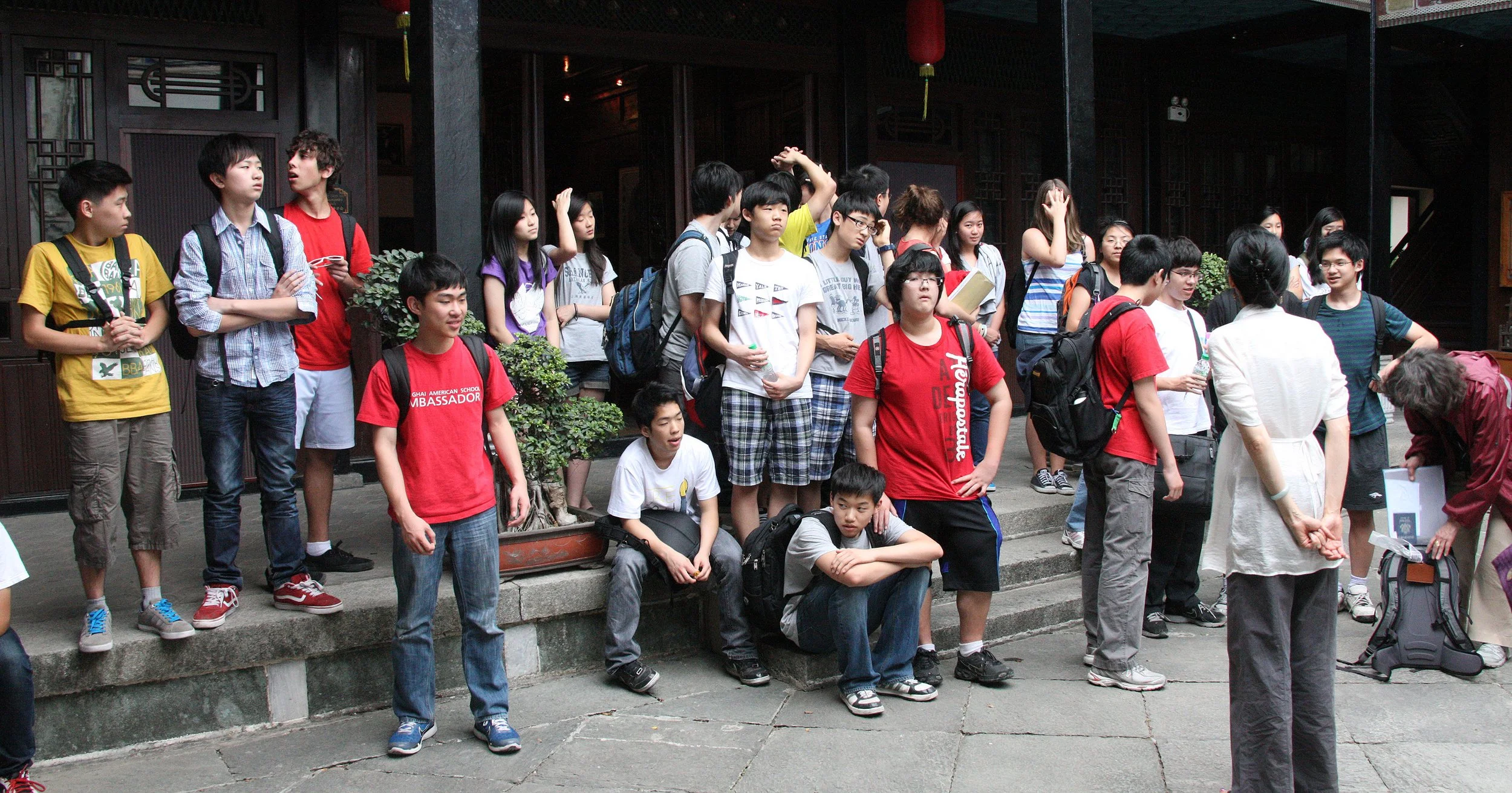 LINDEN CENTER - XIZHOU VILLAGE YUNNAN CHINA (16).JPG