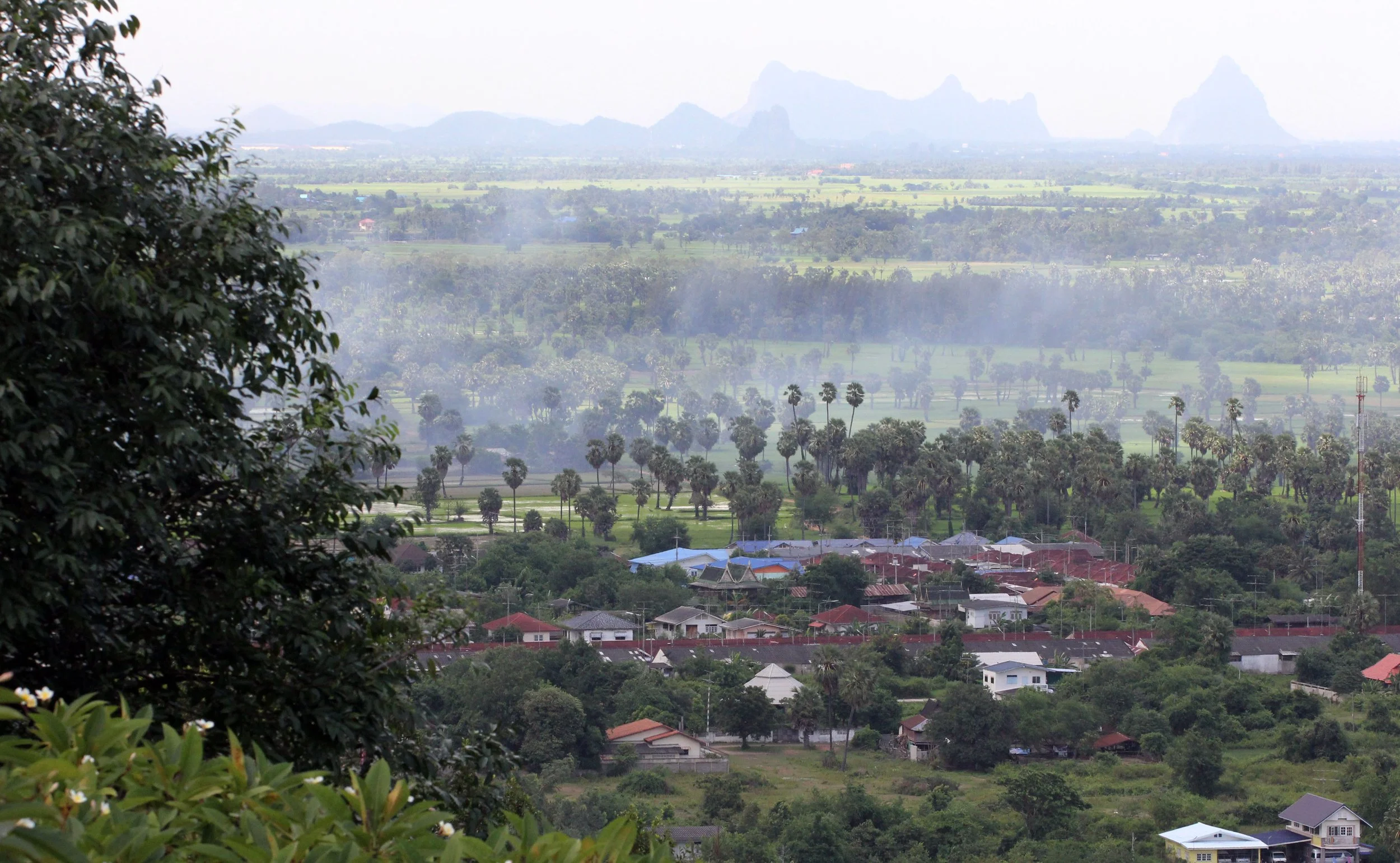 2013 Cha'am and Petchaburi with Family & Friends (104).JPG