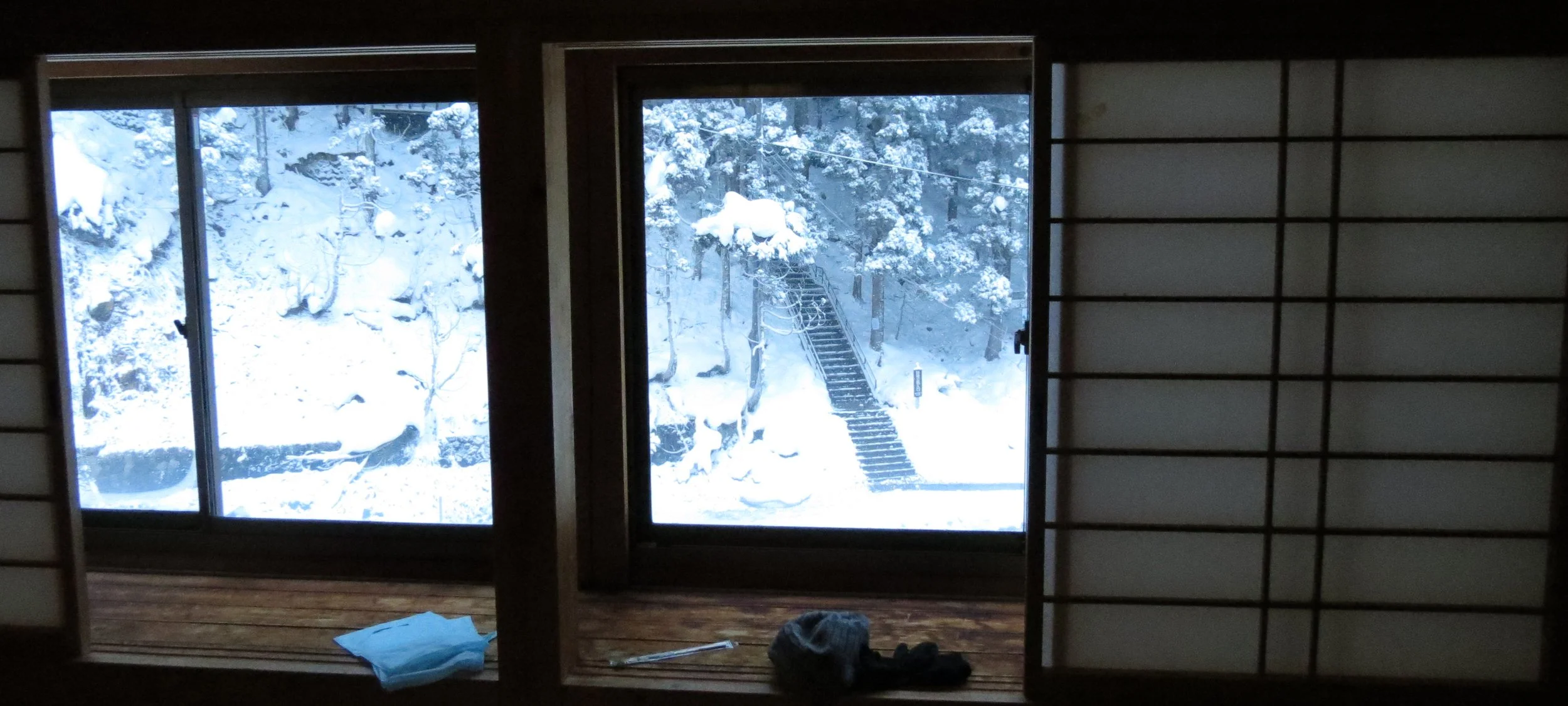 JIGOKUDANI ONSEN - KORAKUKAN RYOKAN - NAGANO PREFECTURE JAPAN (30).JPG