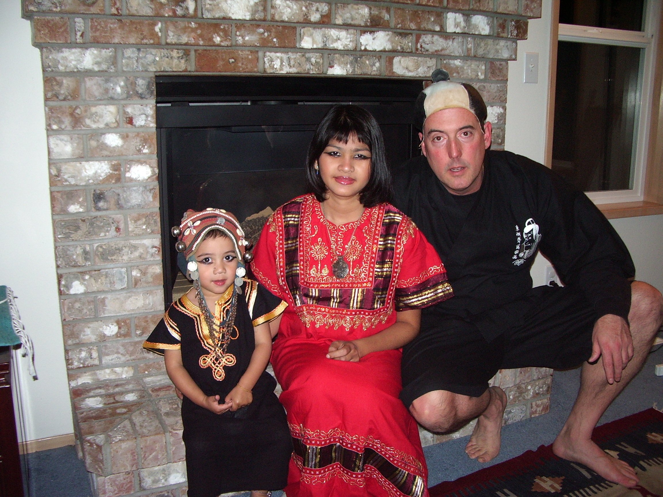 2004-10-31 HALLOWEEN 2005 (15).jpg