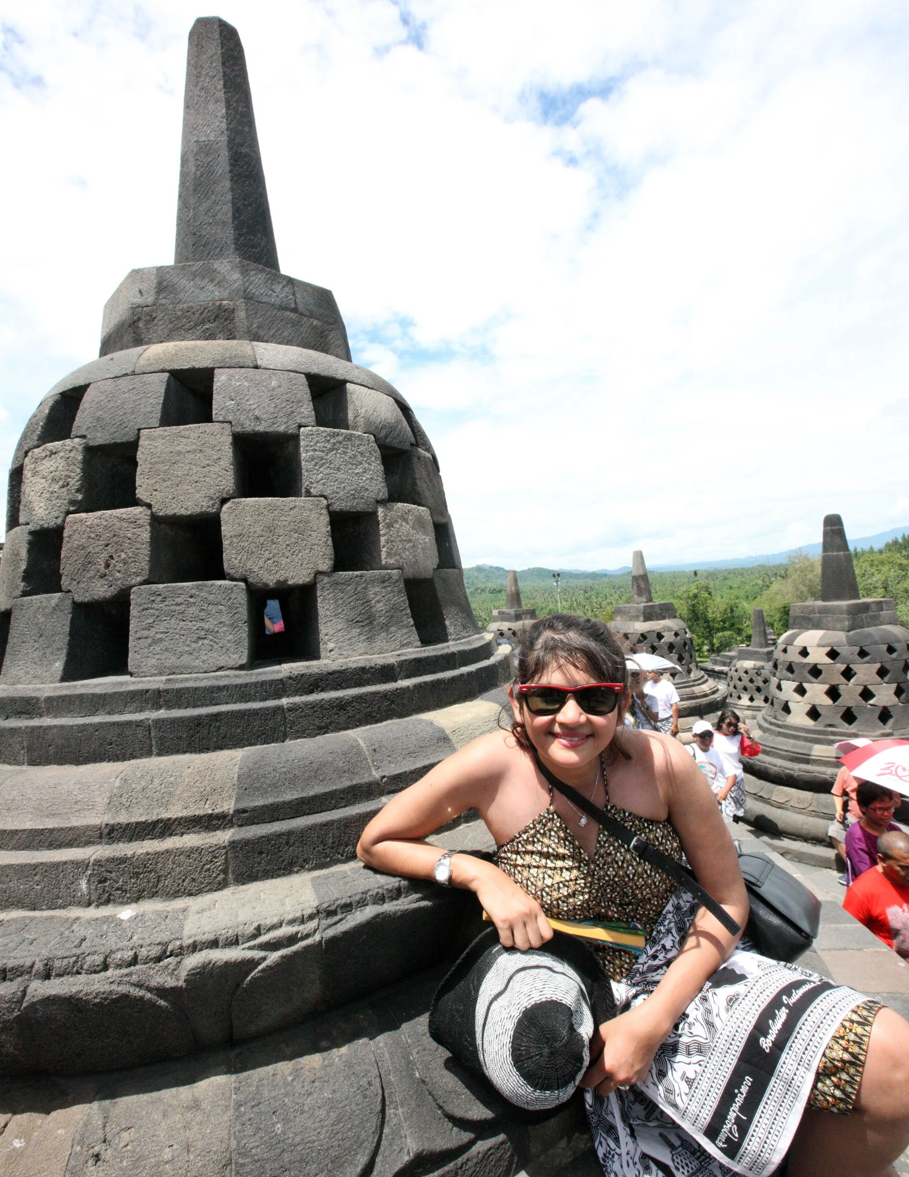 BOROBUDUR RUINS - YOGYAKARTA INDONESIA (93).JPG