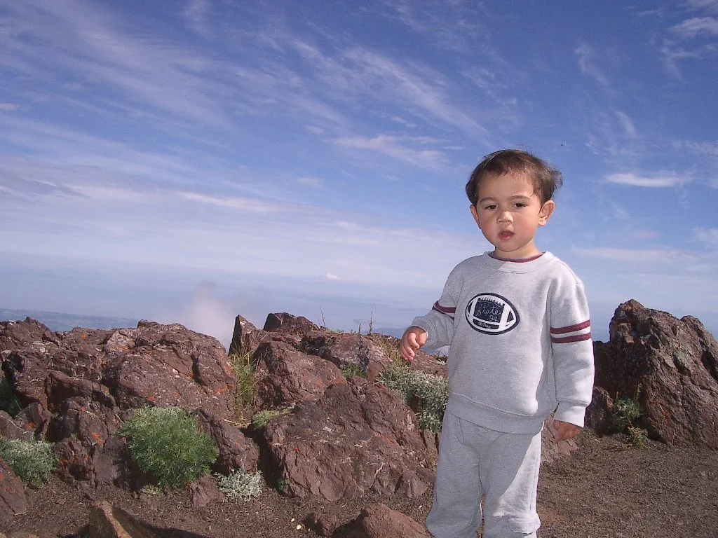 2004-9-6 HIKING UP TO MOUNT ANGELES HURRICANE RIDGE.JPG