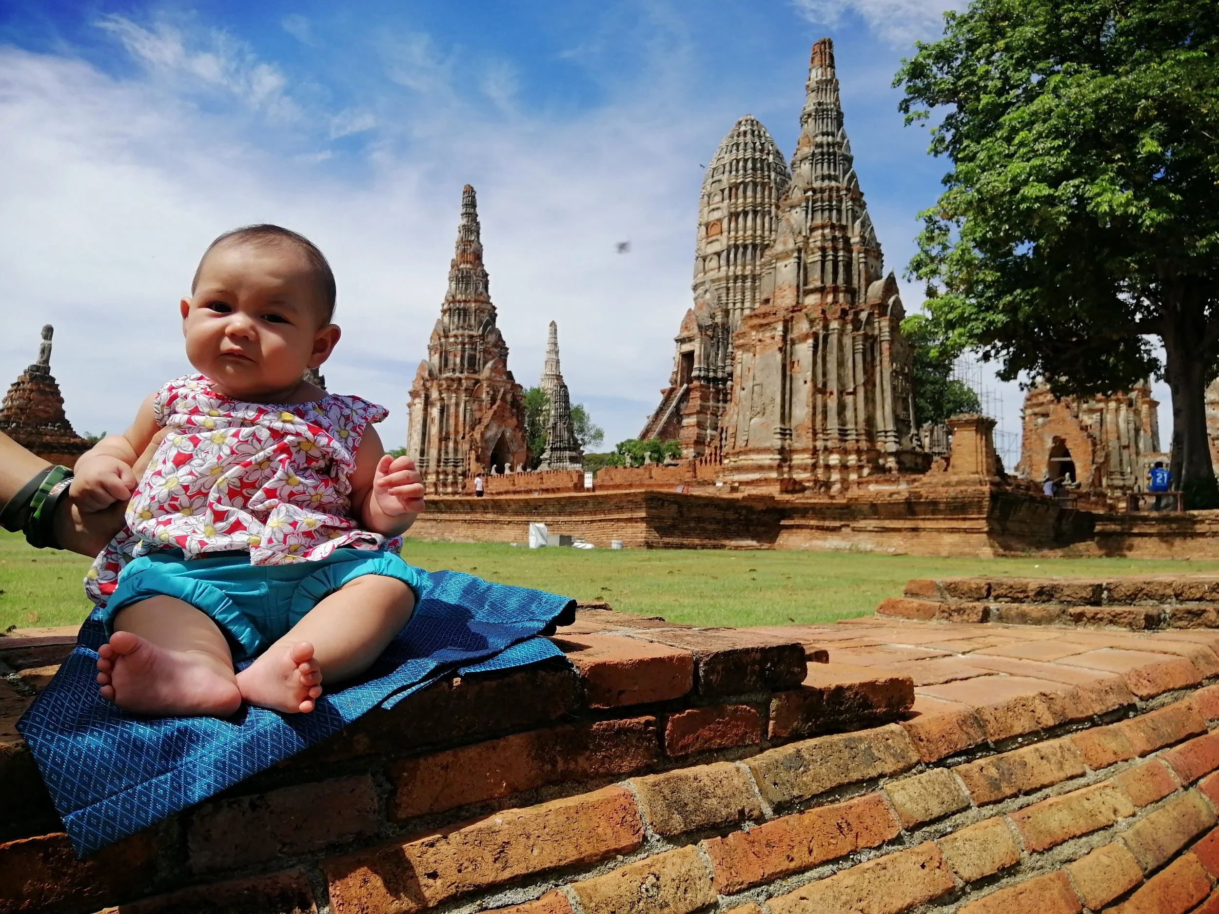 2020 Ayutthaya with Liana & Gift and Mom (31).jpg