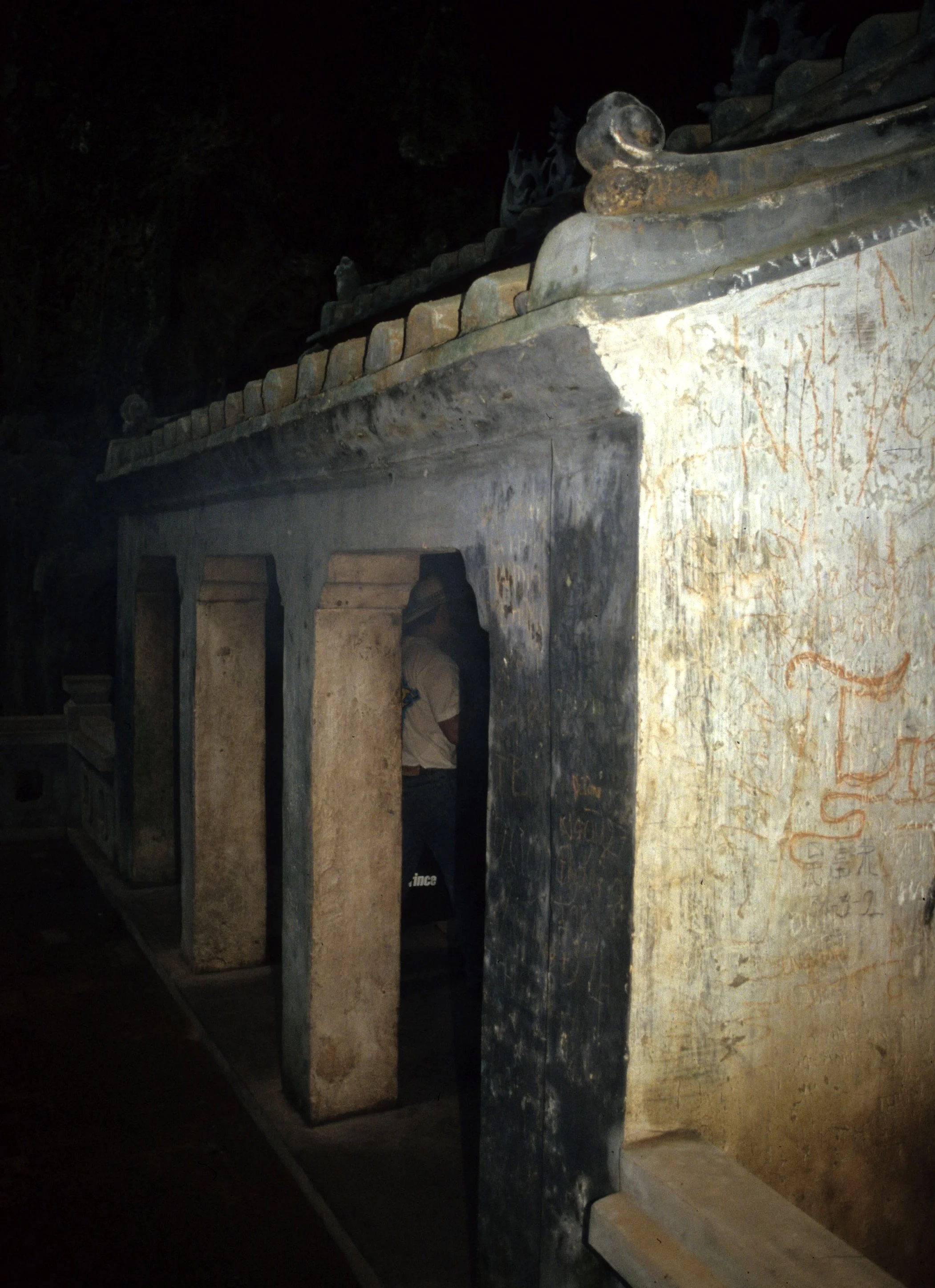 DANANG - MARBLE MOUNTAIN SCENERAY (3).jpg