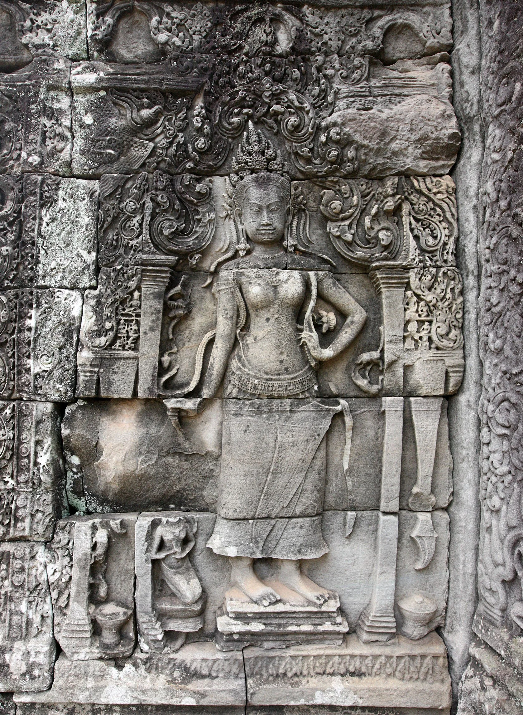 BAYON - JULY 2010 (20).JPG
