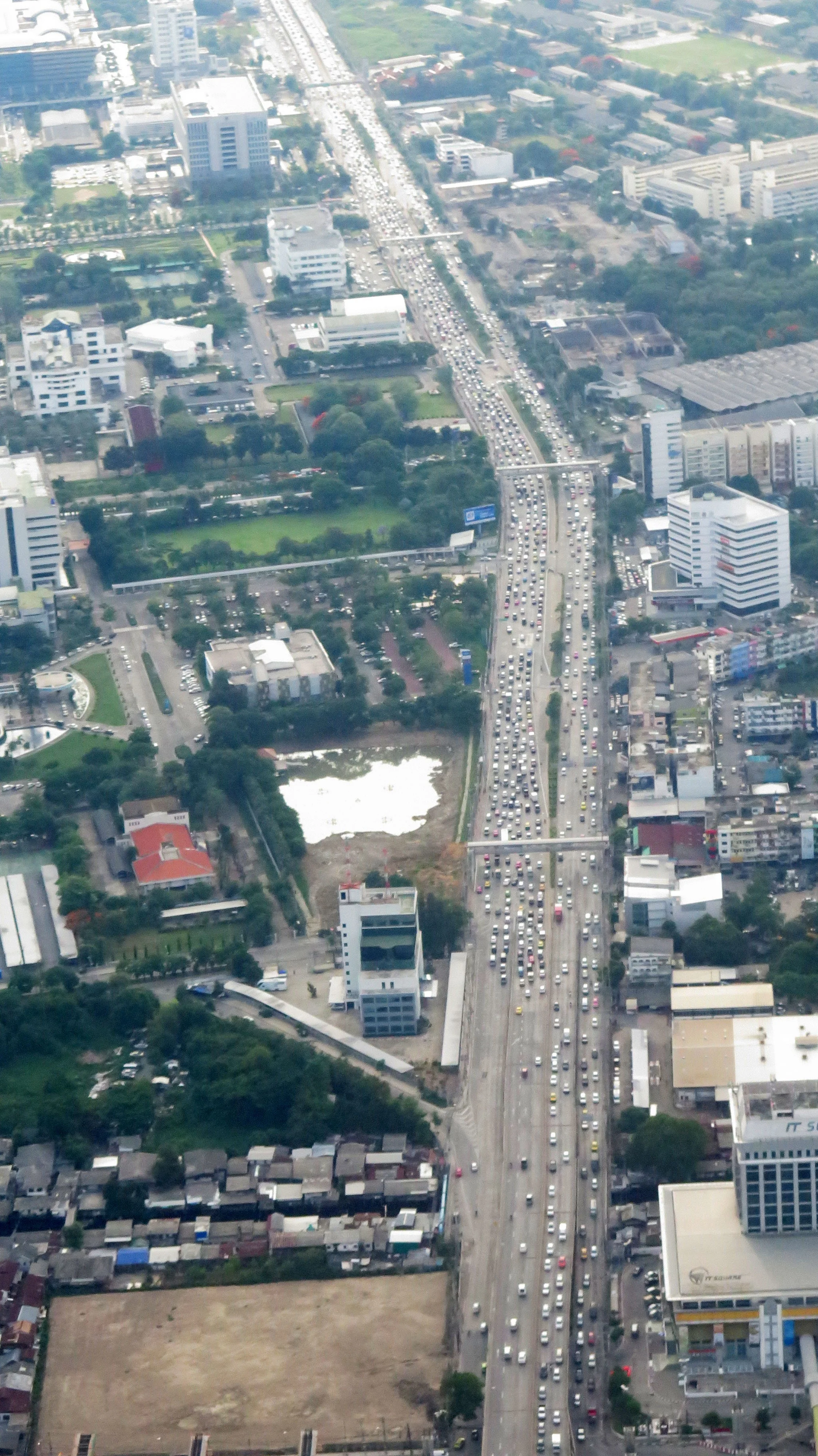 2015 Bangkok from Air flying from Lanta (2).JPG