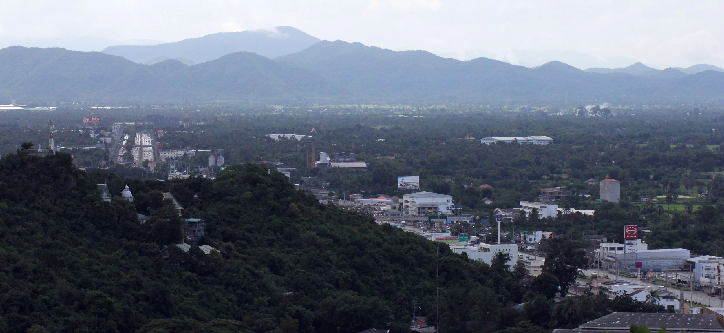 2013 Cha'am and Petchaburi with Family & Friends (103).JPG