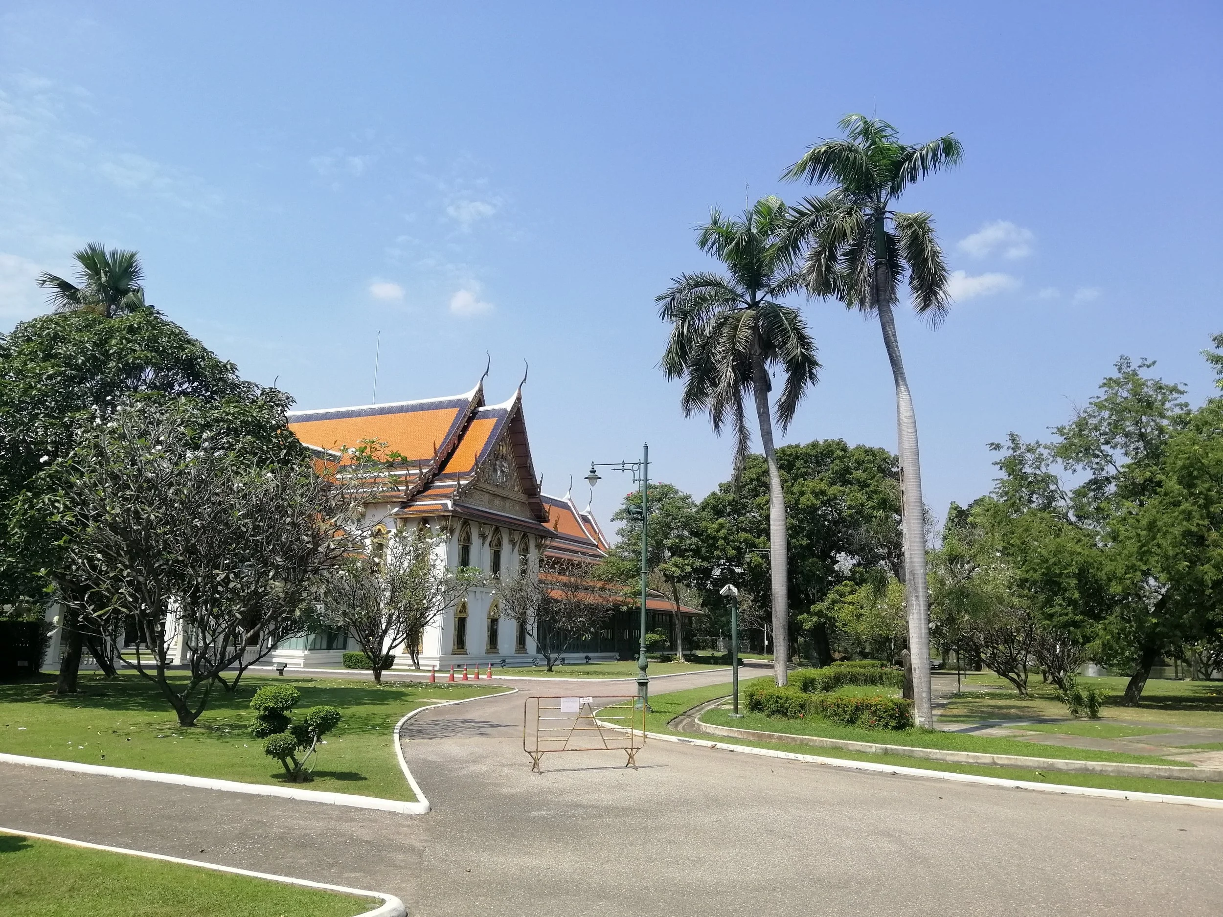 2019 Nakhon Pathom Trip Temples with Cokie (25).jpg