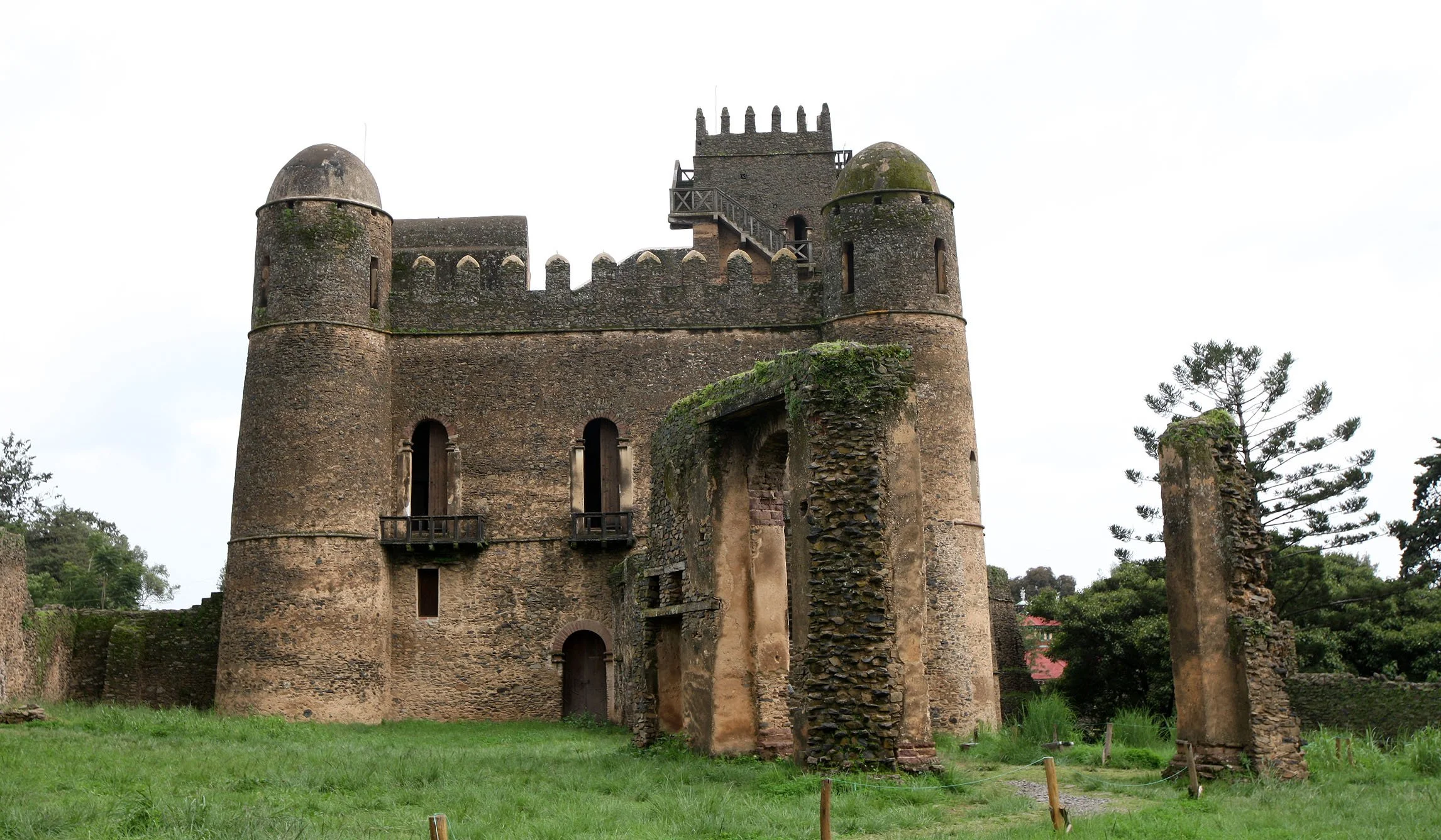 GONDAR ETHIOPIA - GONDAR CASTLE (71).JPG