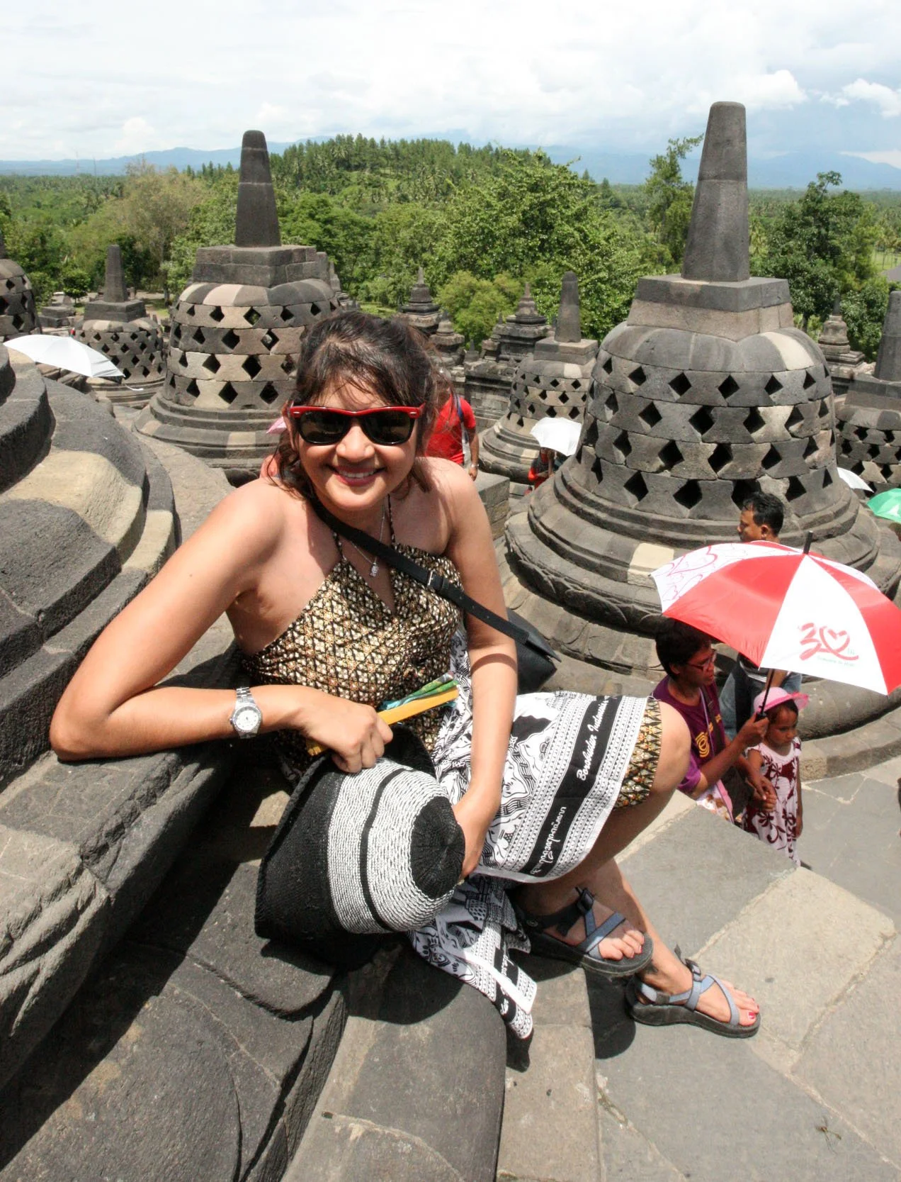 BOROBUDUR RUINS - YOGYAKARTA INDONESIA (100).JPG