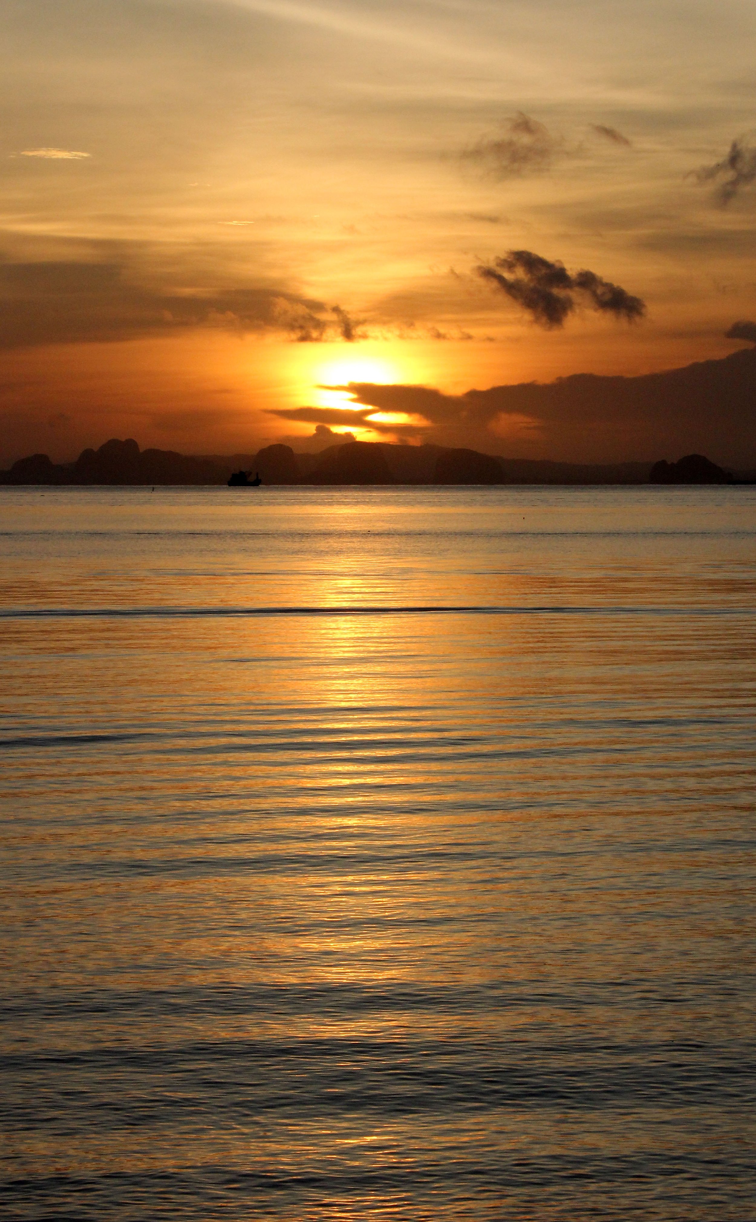 2016 Koh Lanta Landscapes, House Pictures and Family Fun (116).JPG