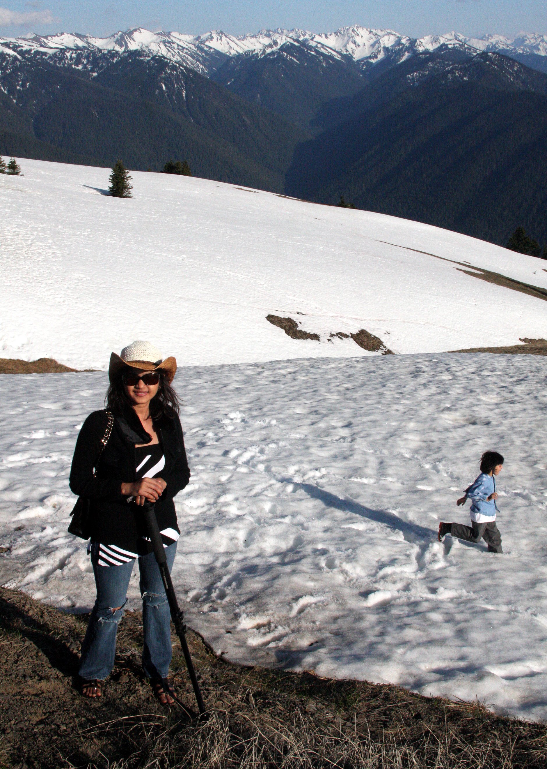 2009-5-24 DAY TRIP TO THE RIDGE.JPG