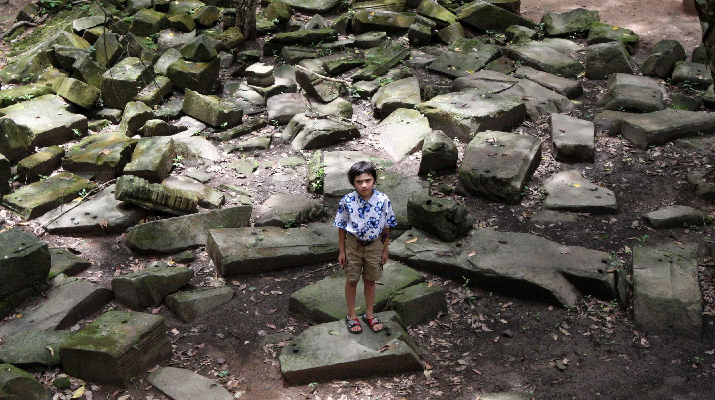 BENG MEALEA TEMPLE - CAMBODIA (13).JPG