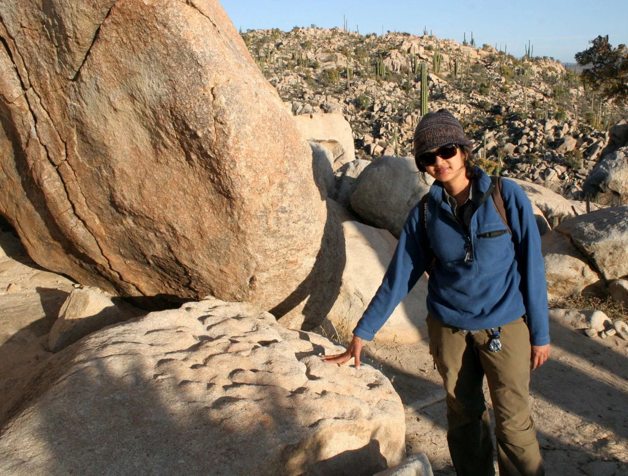 CATAVINA DESERT BAJA MEXICO - PICTOGRAPHS INDIGENOUS ART (3).JPG