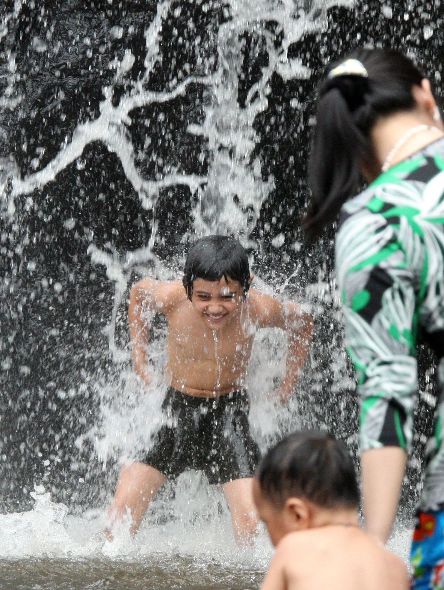 KULEN MOUNTAIN CAMBODIA - 1000 LINGHA RIVER (27).JPG