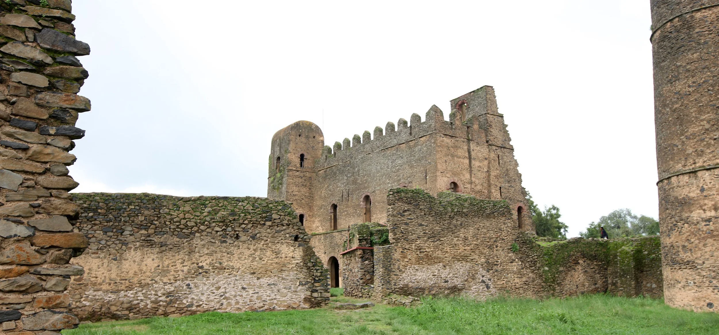 GONDAR ETHIOPIA - GONDAR CASTLE (19).JPG
