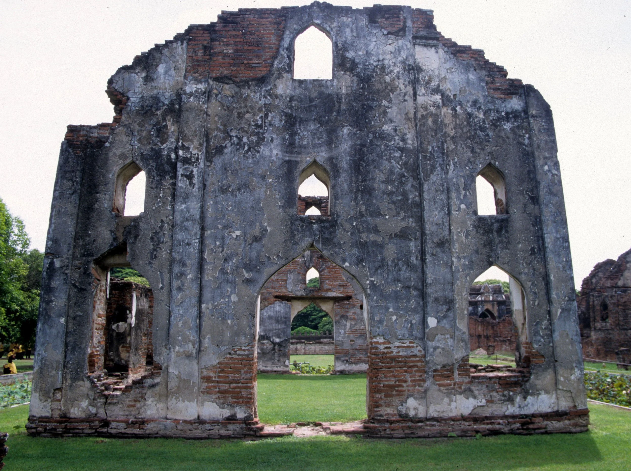 LOPBURI - NARAI RUINS G.jpg