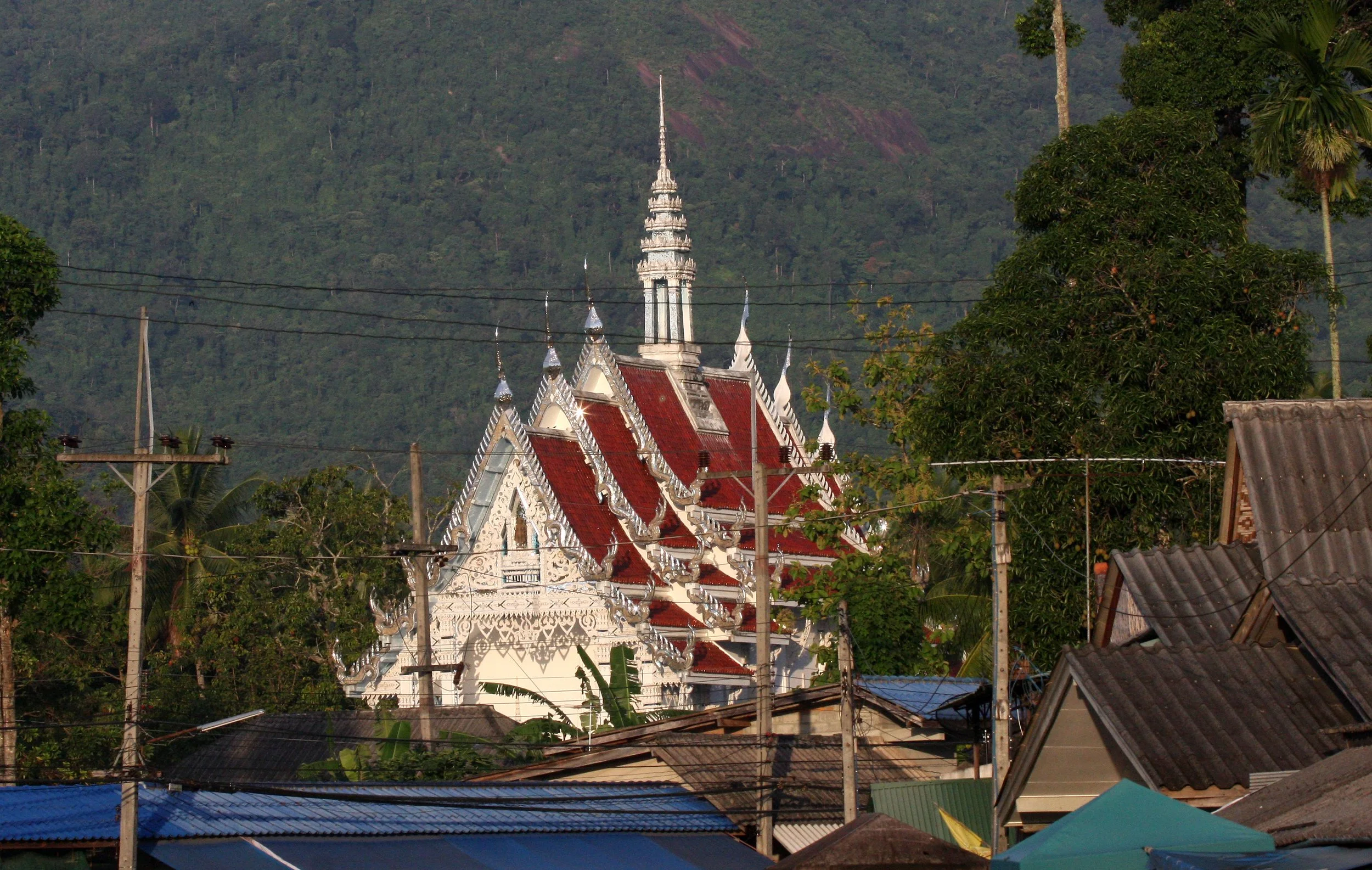 2008 Promluk Property And Family - Nawarn, Dad, etc (2).JPG