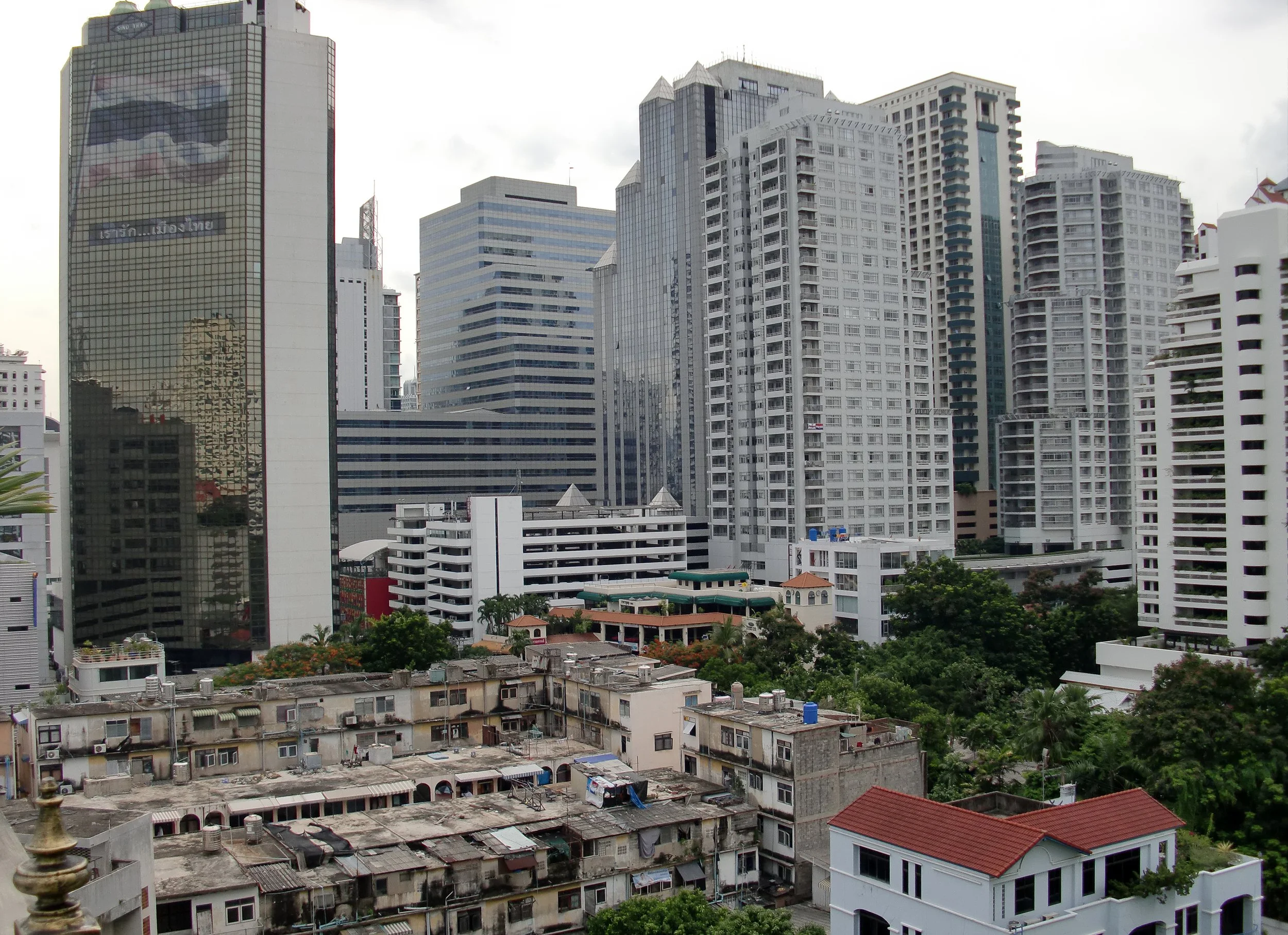 2010-6-27 OUR FIRST DAYS IN BKK (10).JPG