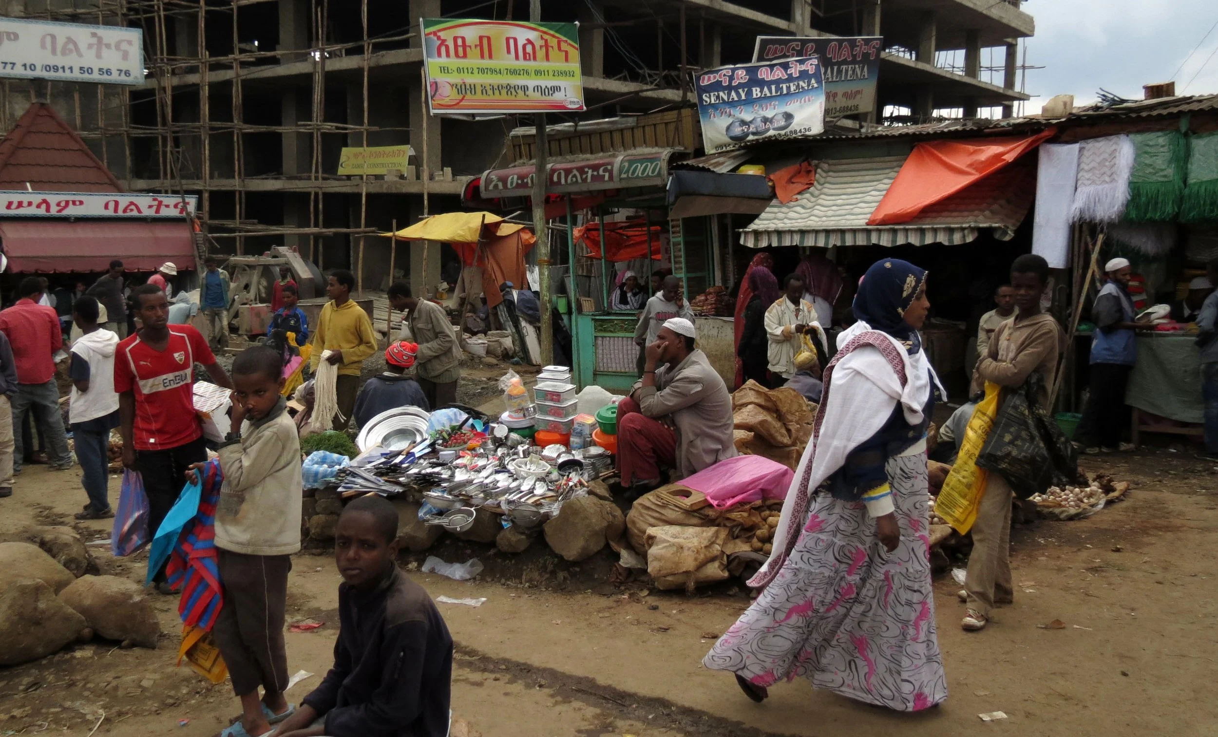 ADDIS ABABA - MERCADO (8).JPG