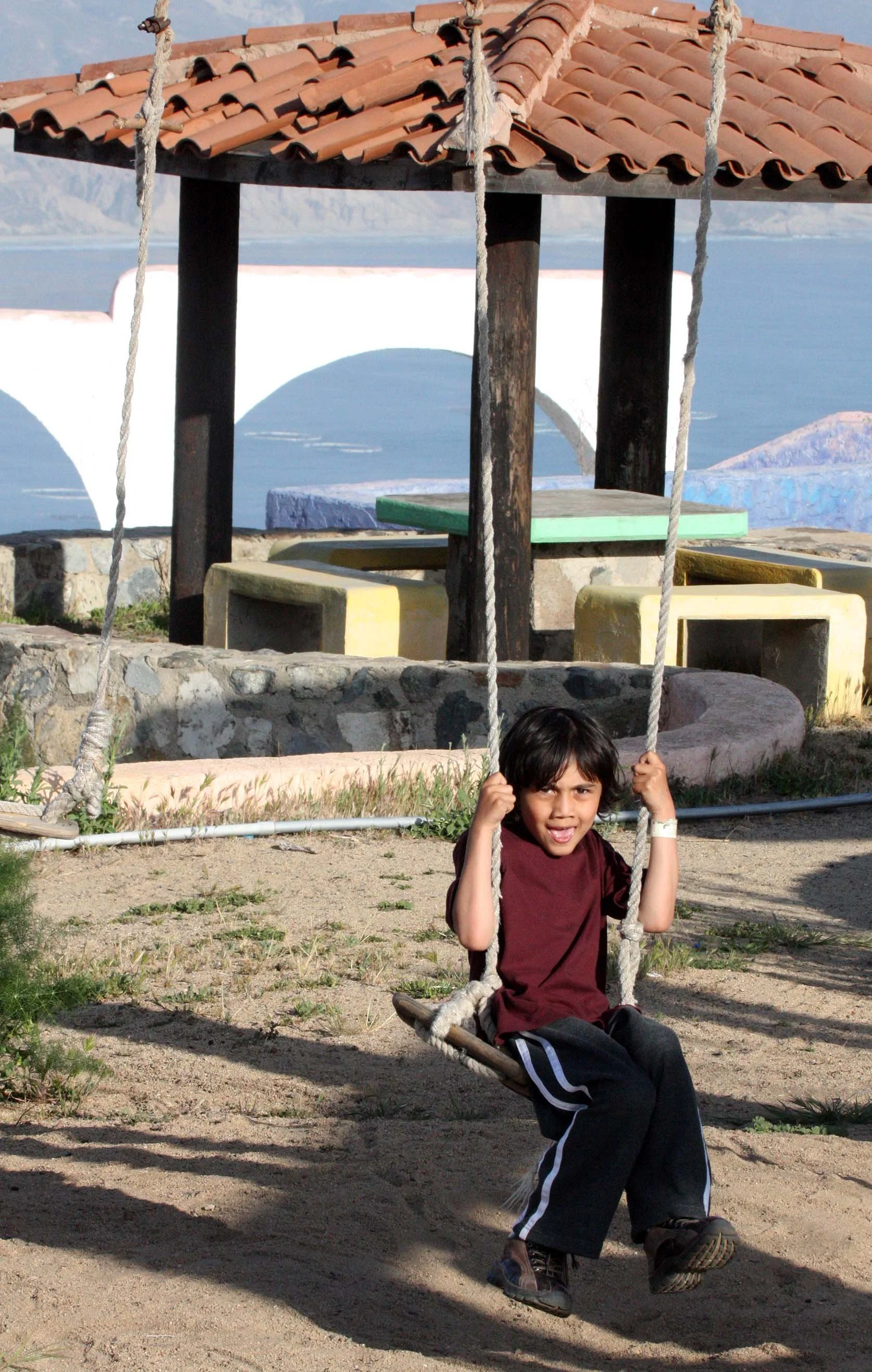 ENSENADA MEXICO - CHILLING ON THE CLIFF.JPG