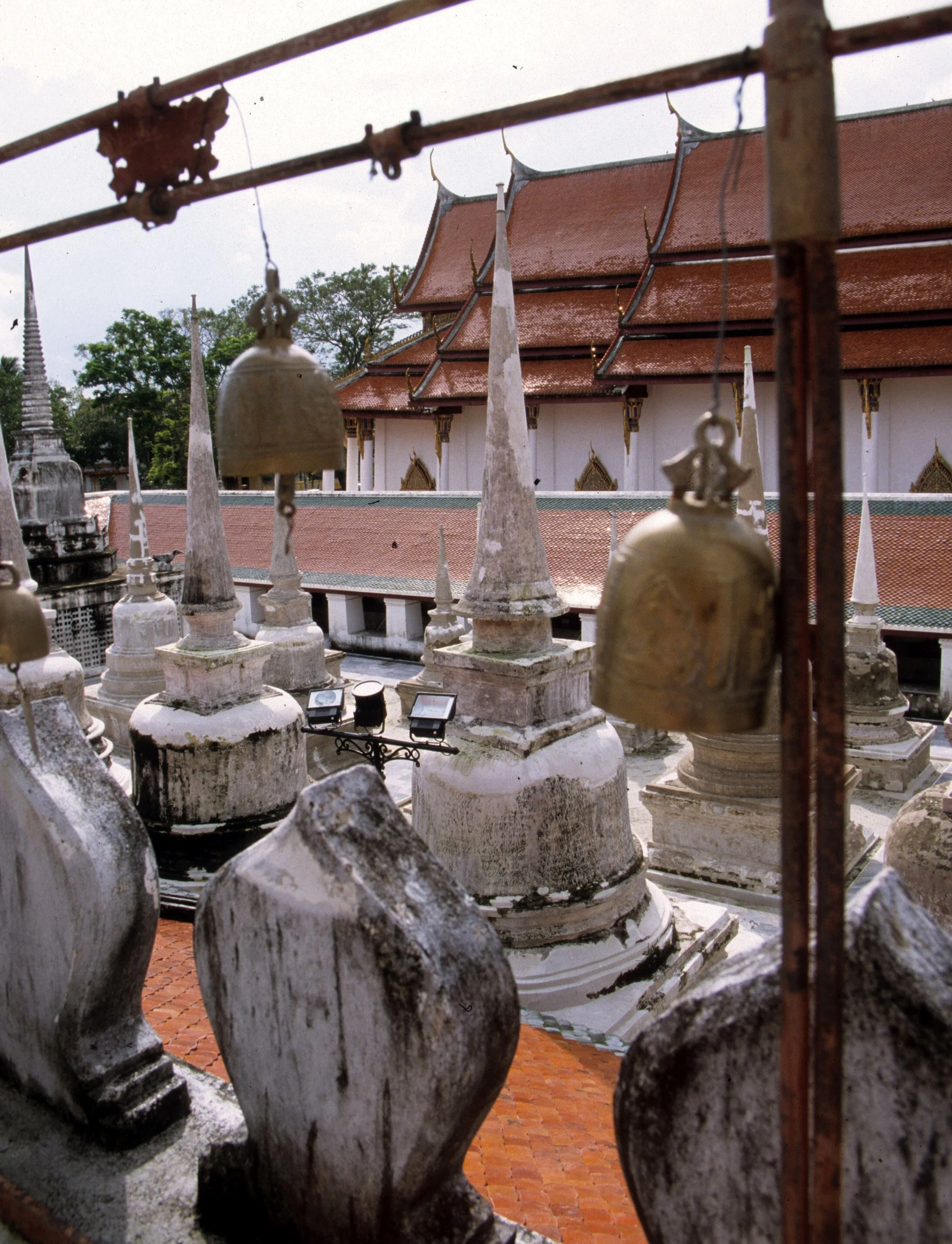 NAKHON - PRA MAHATAT WAT M.jpg