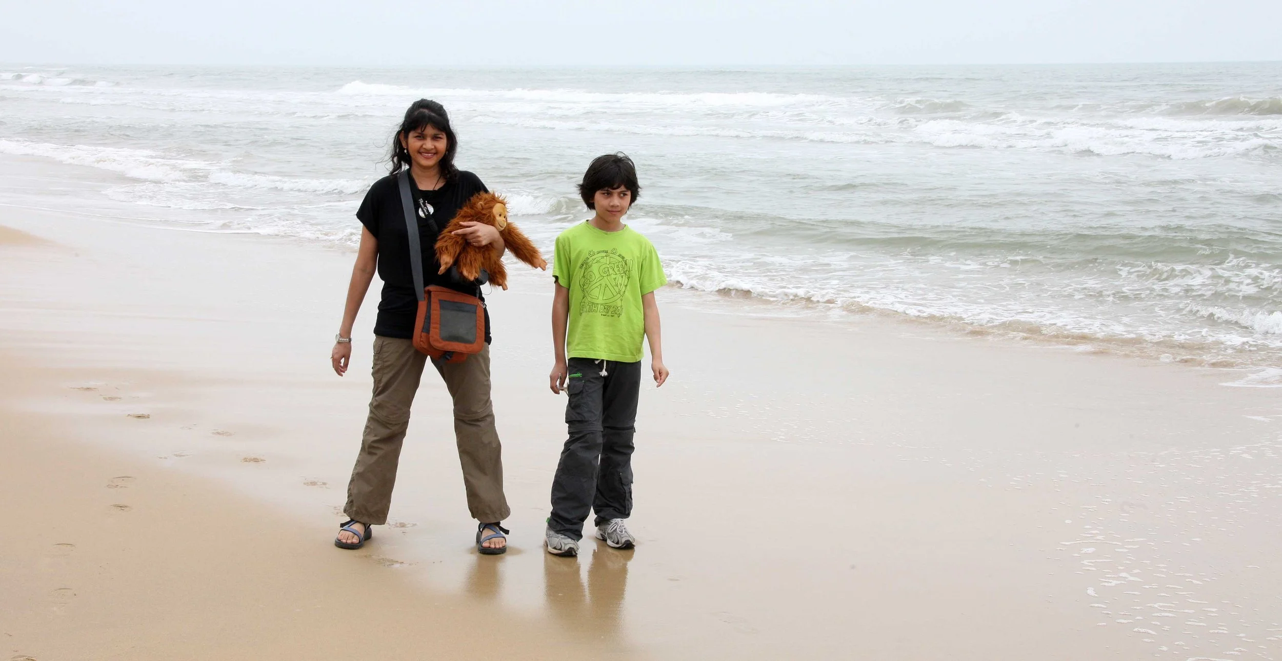BEACH TOWN NEAR BACH MA NATIONAL PARK VIET NAM (26).JPG