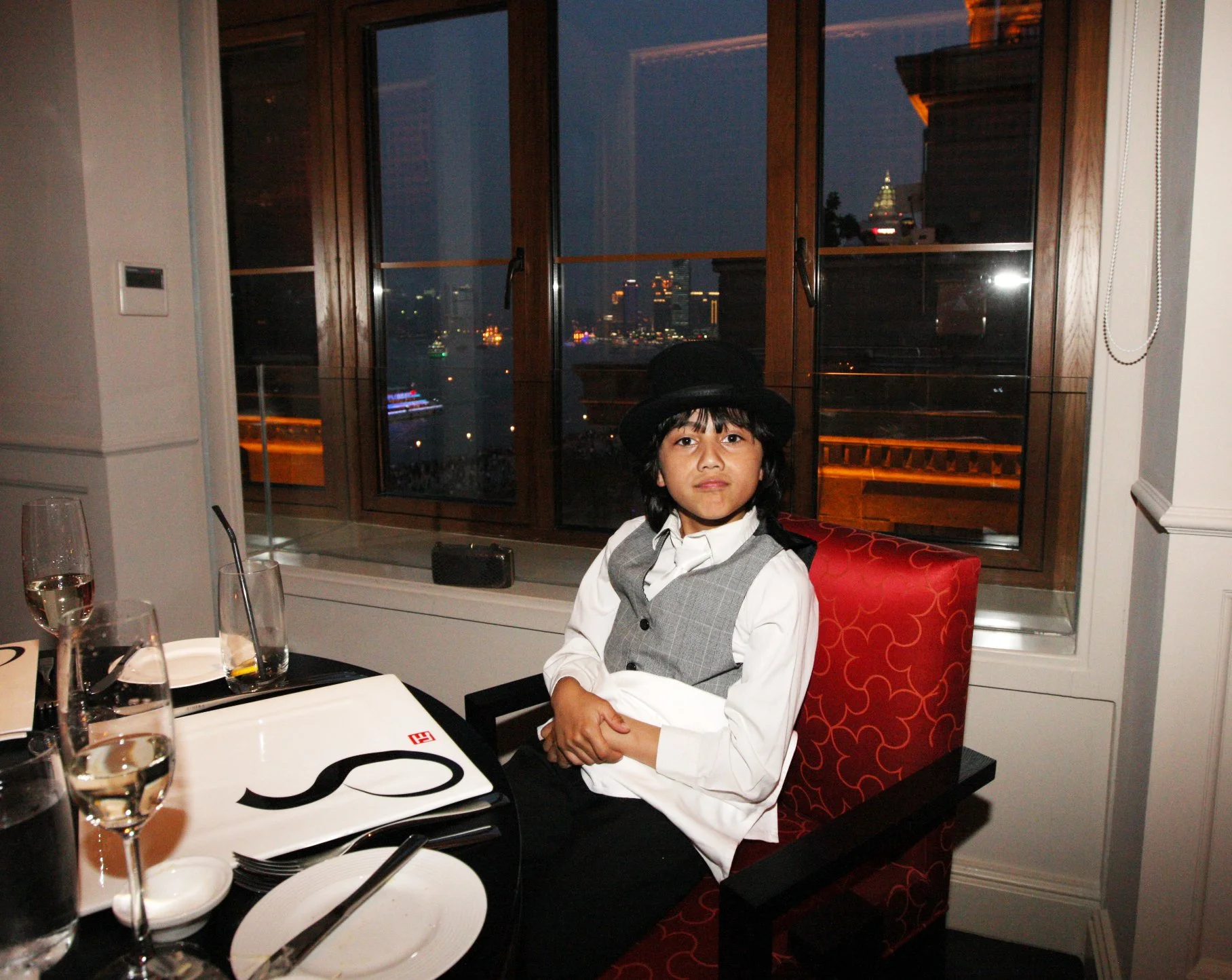 2011-4-29 NIGHT AT SHOOK AT 19 BUND SHANGHAI (129).JPG