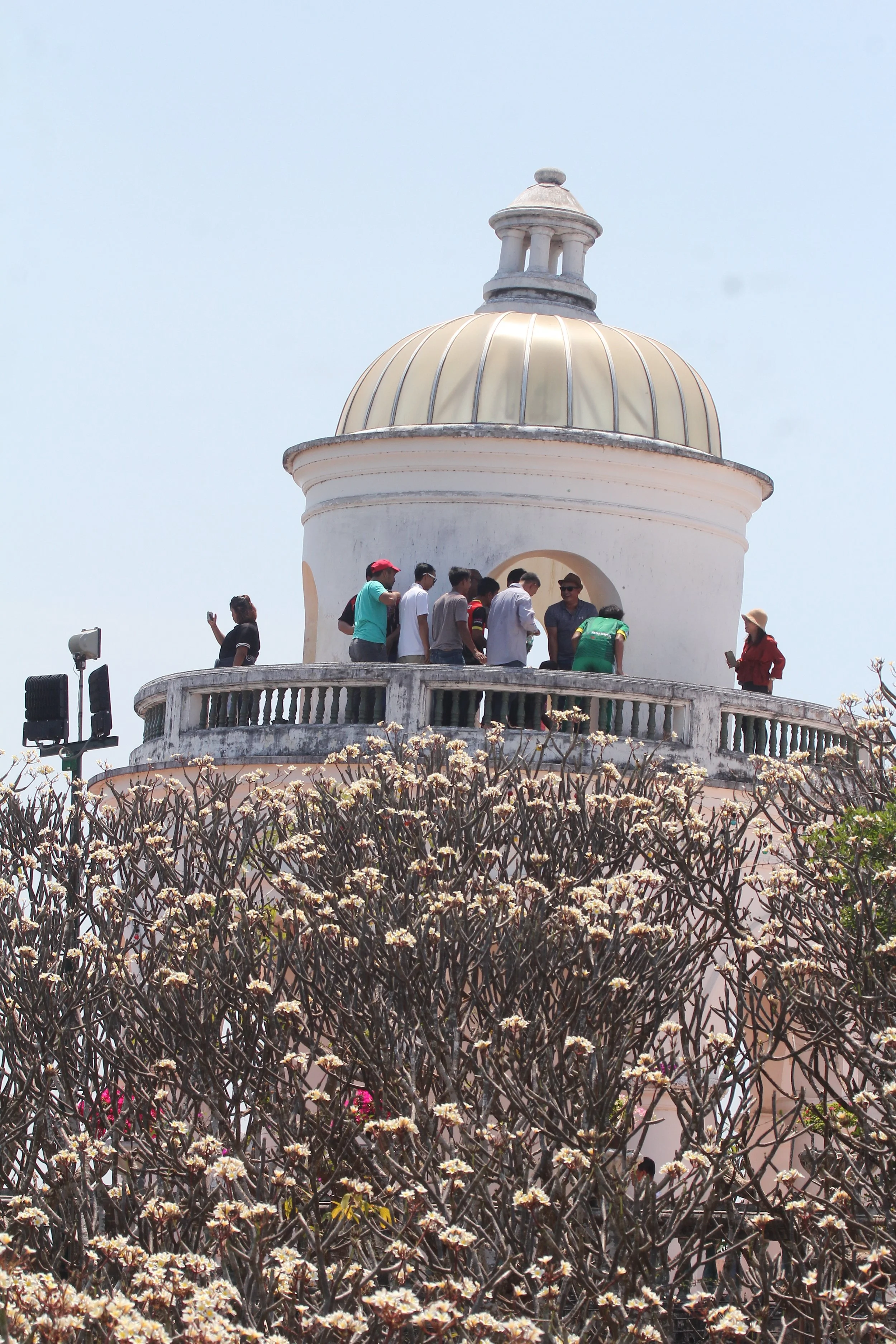 2020 Petchaburi Temple Trip with Cokie (71).JPG