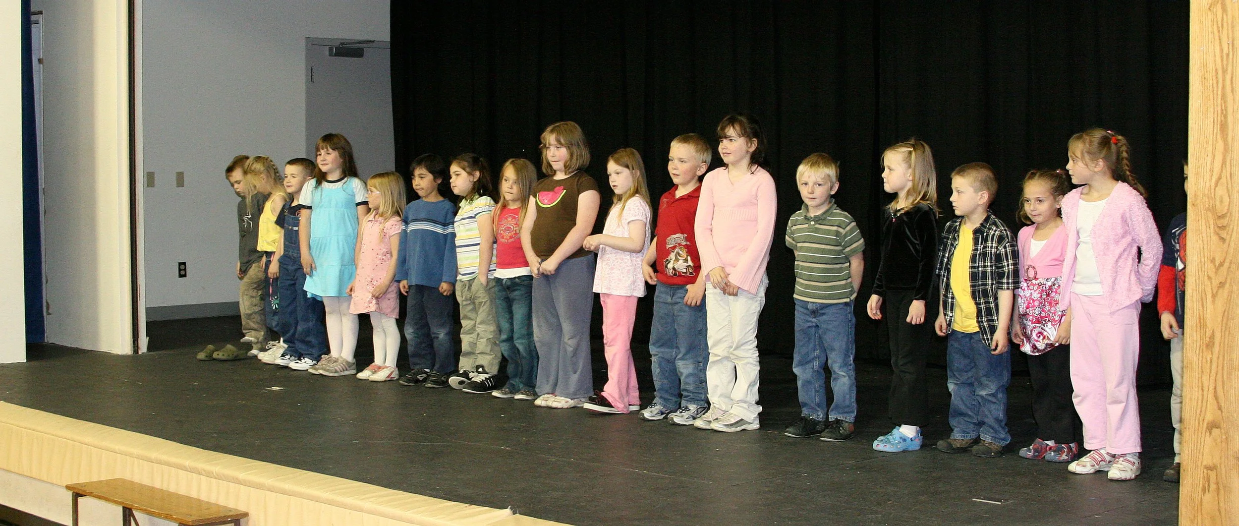 2008-6-12 COKIES KINDERGARTEN GRADUATION (8).JPG