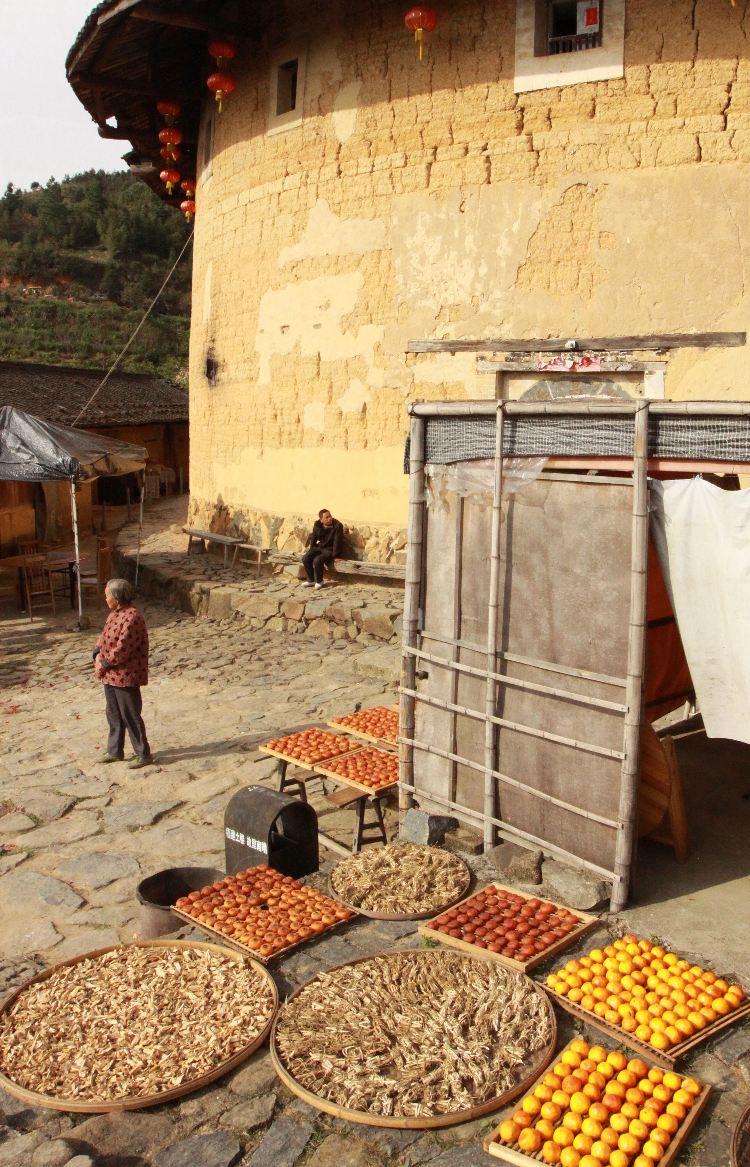 TIANLOUKENG HAKKA CLUSTER - FUJIAN CHINA (121).JPG
