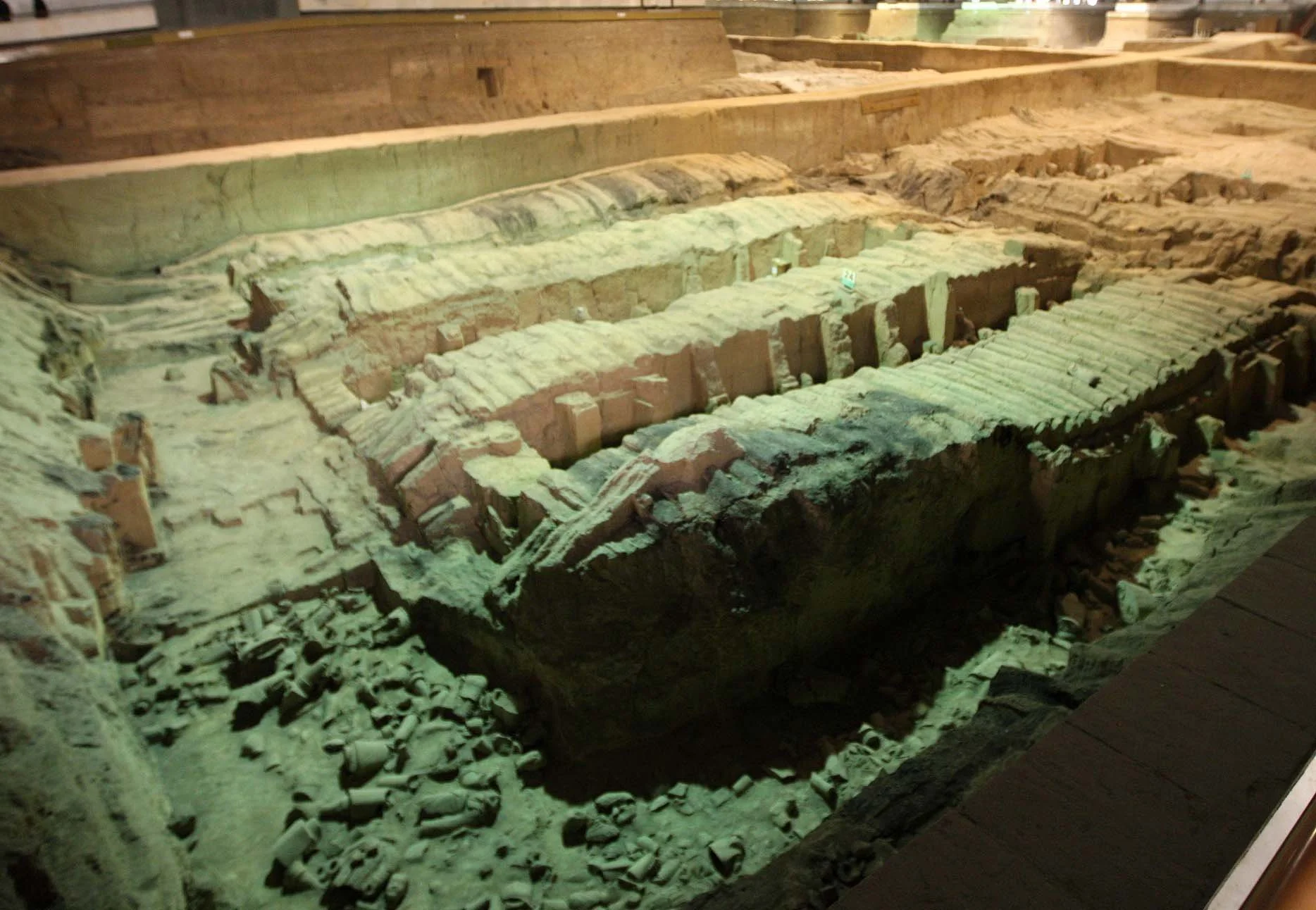 XIAN - TERRA COTTA WARRIORS - MARCH 2011 (35).JPG