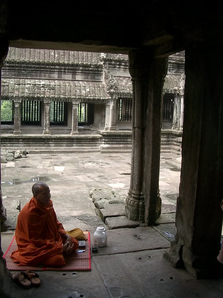 ANGKOR - ANGKOR WAT TEMPLE - CAMBODIA (56).JPG