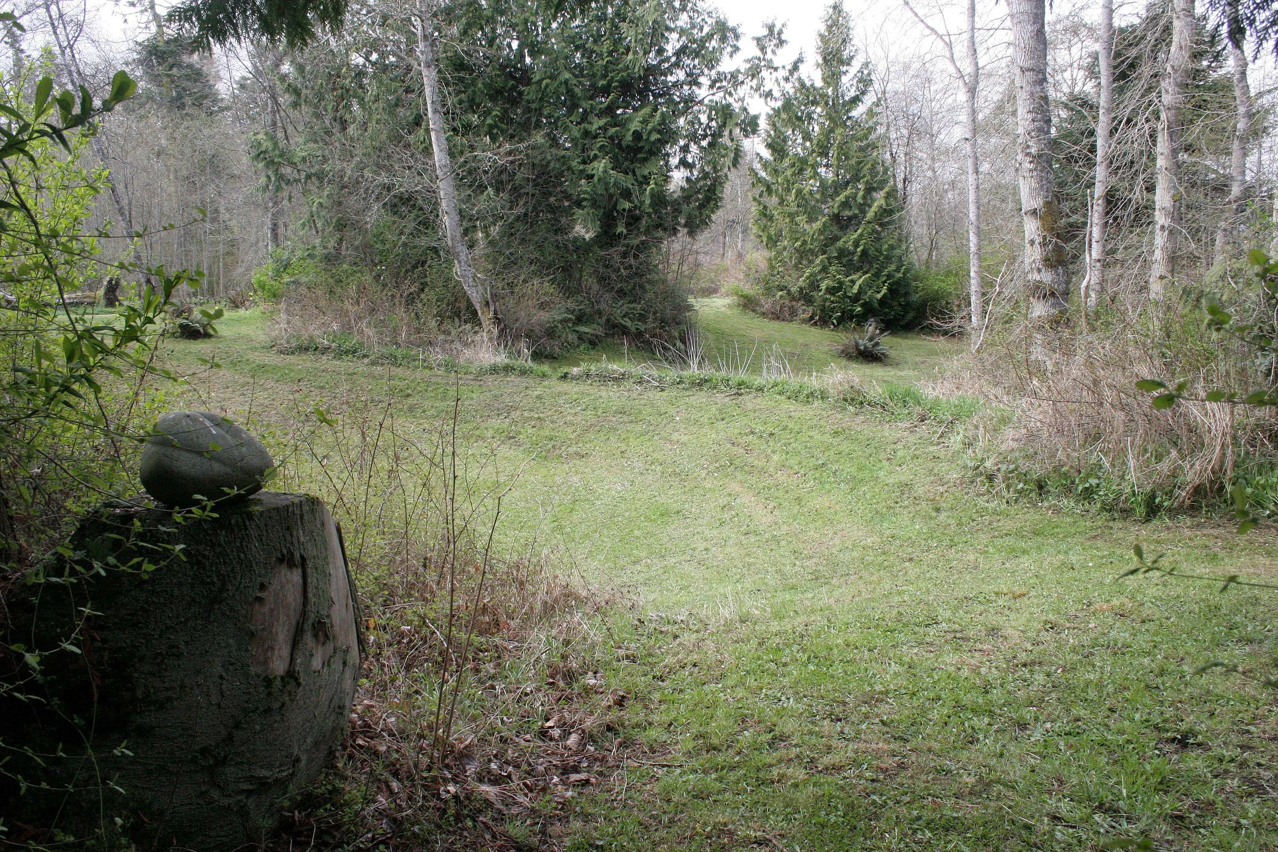 2008-4-19 LAKE FARM TRAILS STROLL (9).JPG