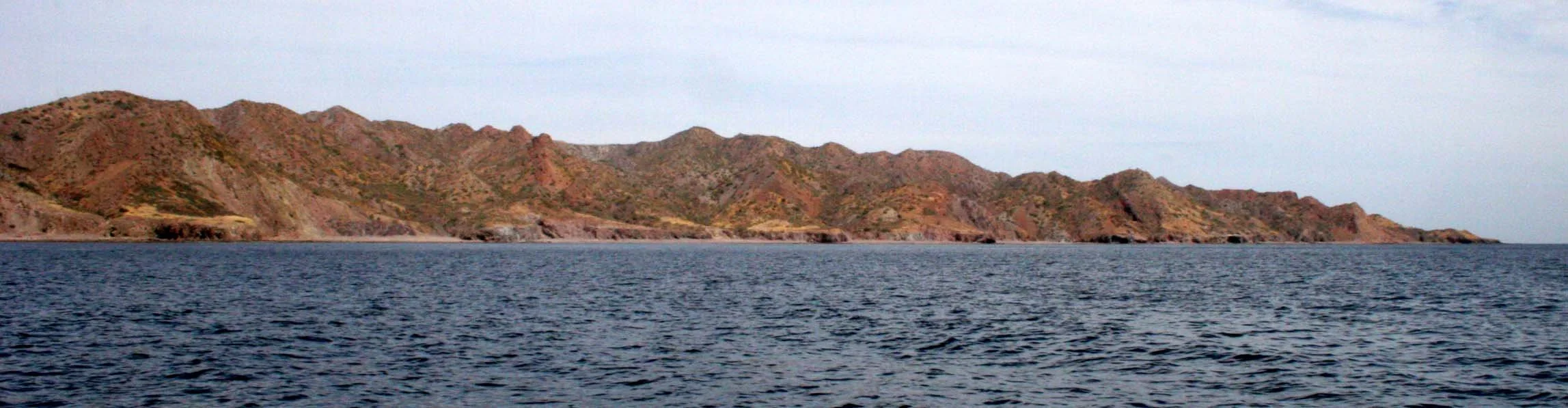 ISLA MONTSERRAT - BAHIA DE LORETO (2).JPG